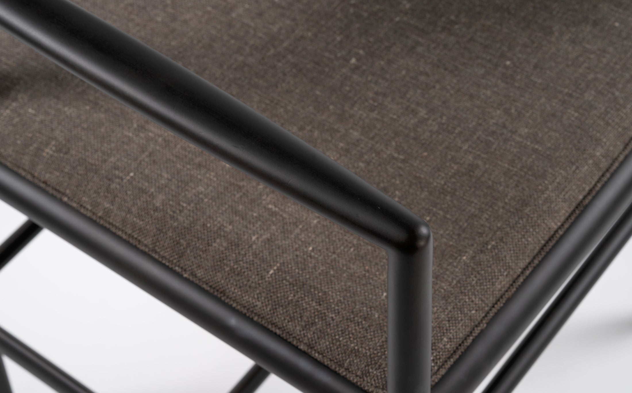 a chair on the vertical axis - armchair - Charcoal grey