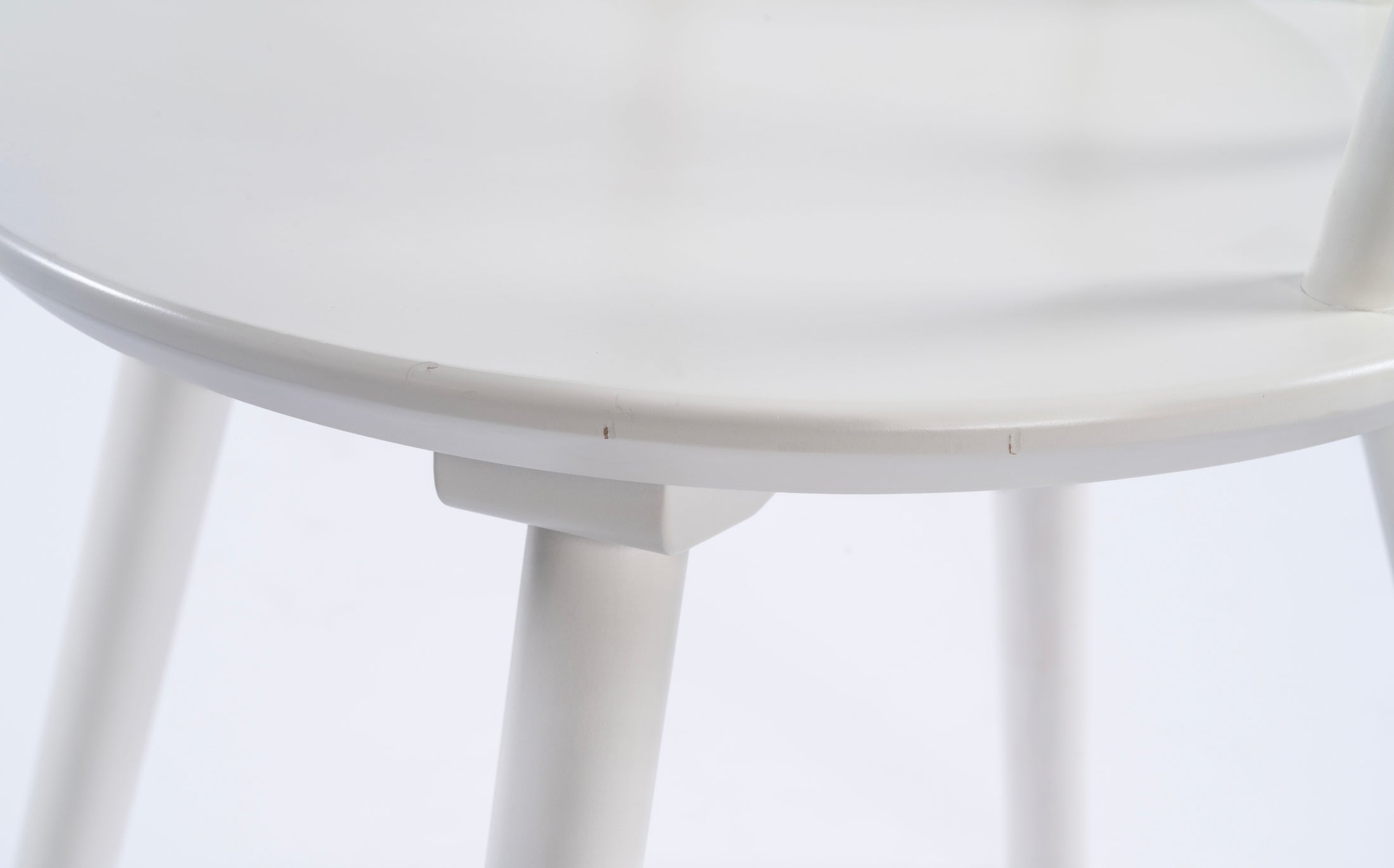 Dorf armchair -Beech White