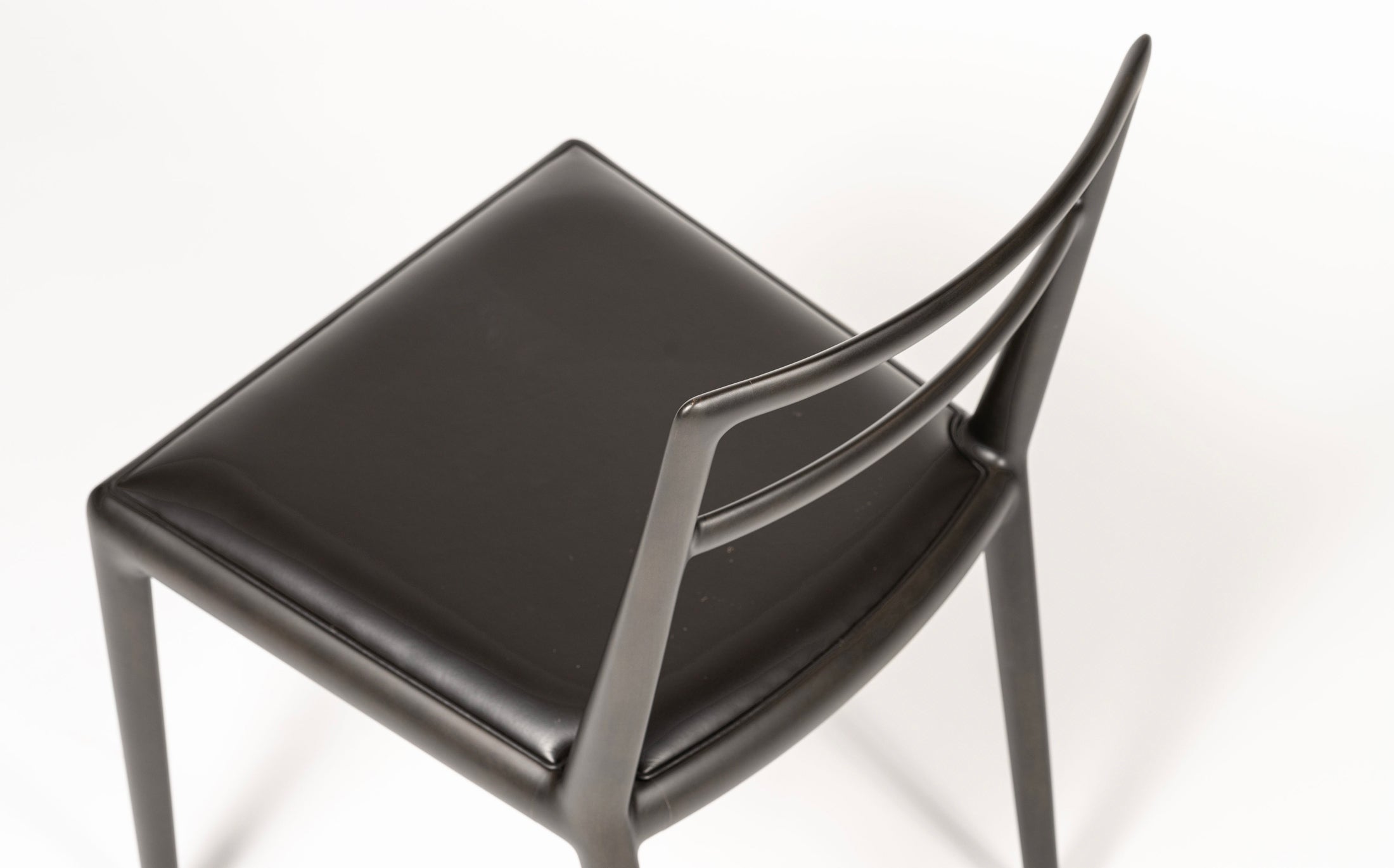 Twisted back - Charcoal grey