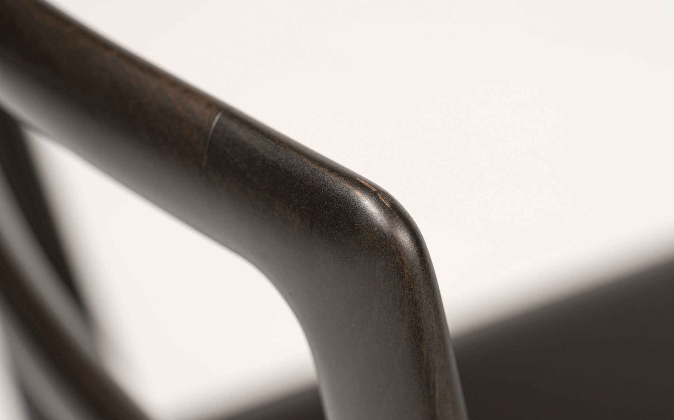 Twisted back - Charcoal grey