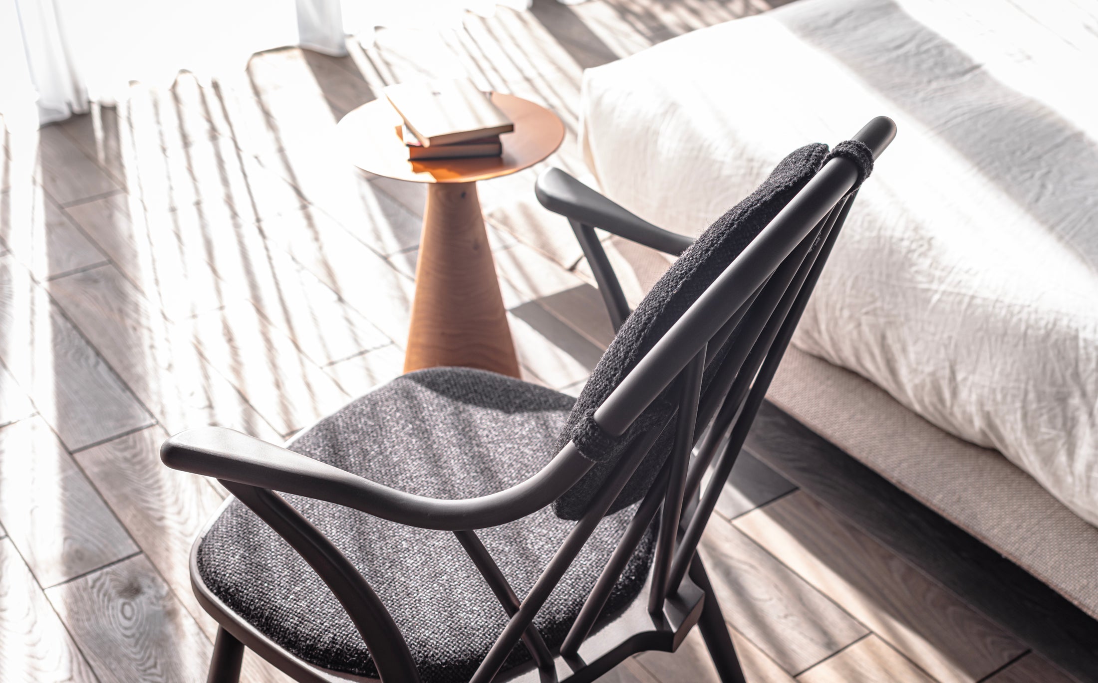 Diamond back chair - CHARCOAL GREY