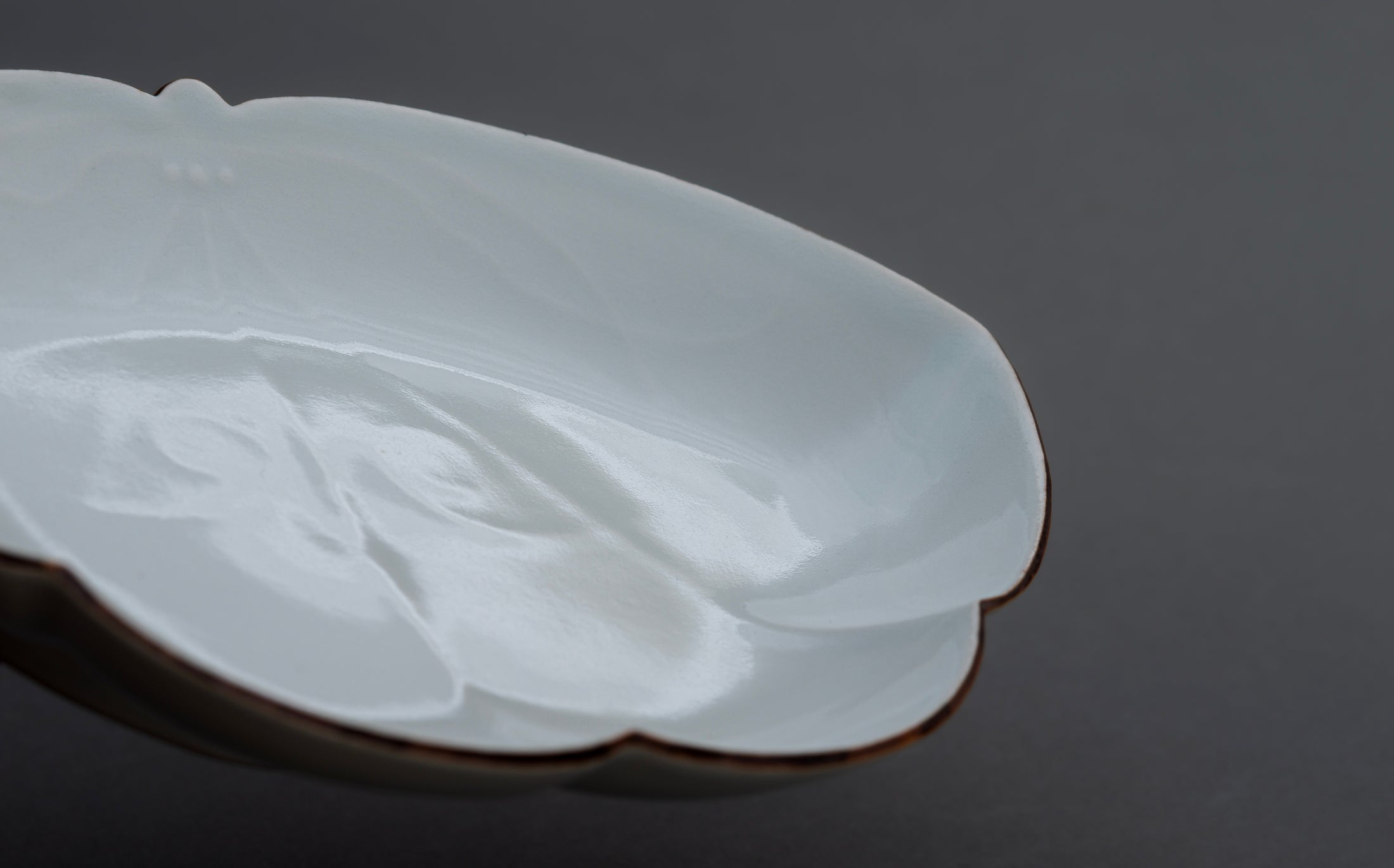Katsutoshi Mizuno - Porcelain White - Plate 097