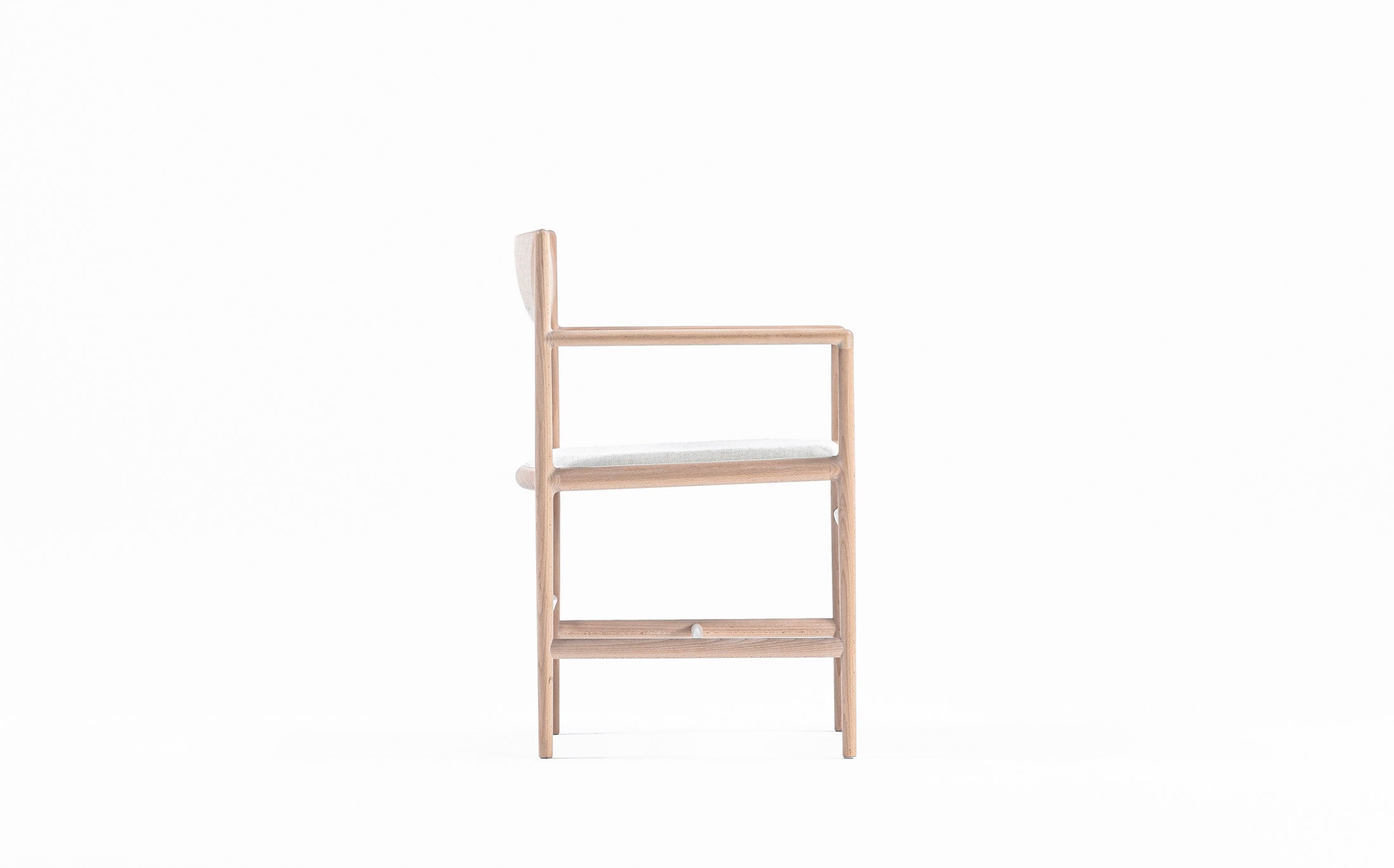 A chair on the vertical axis - armchair
