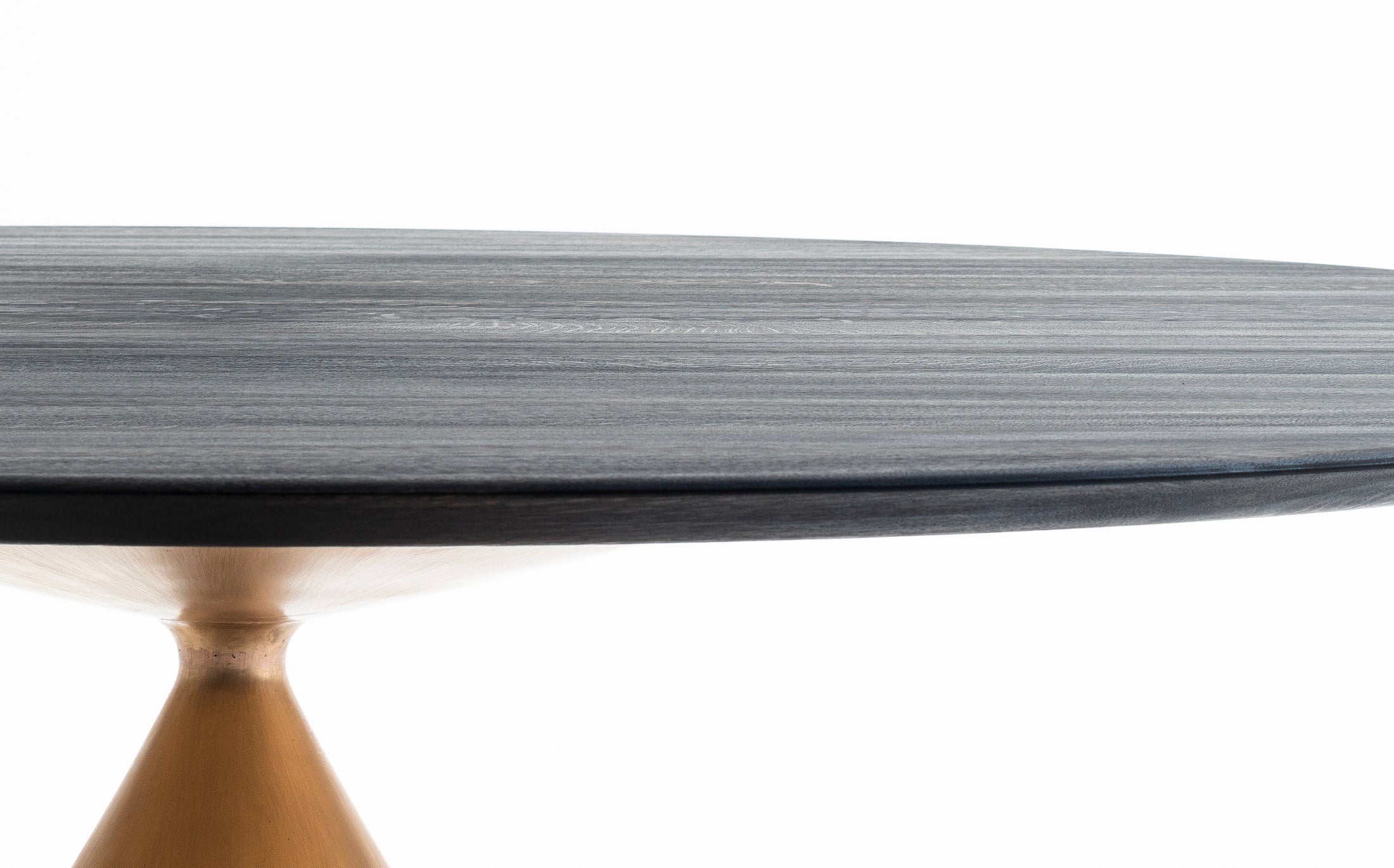 Drop casting bronze table - Tannin black Satin finish