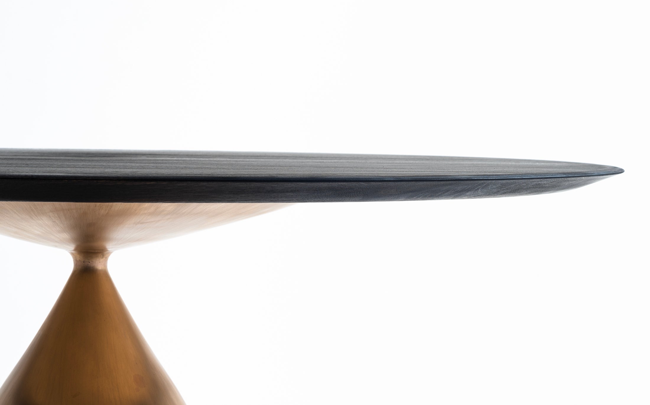 Drop casting bronze table - Tannin black Satin finish