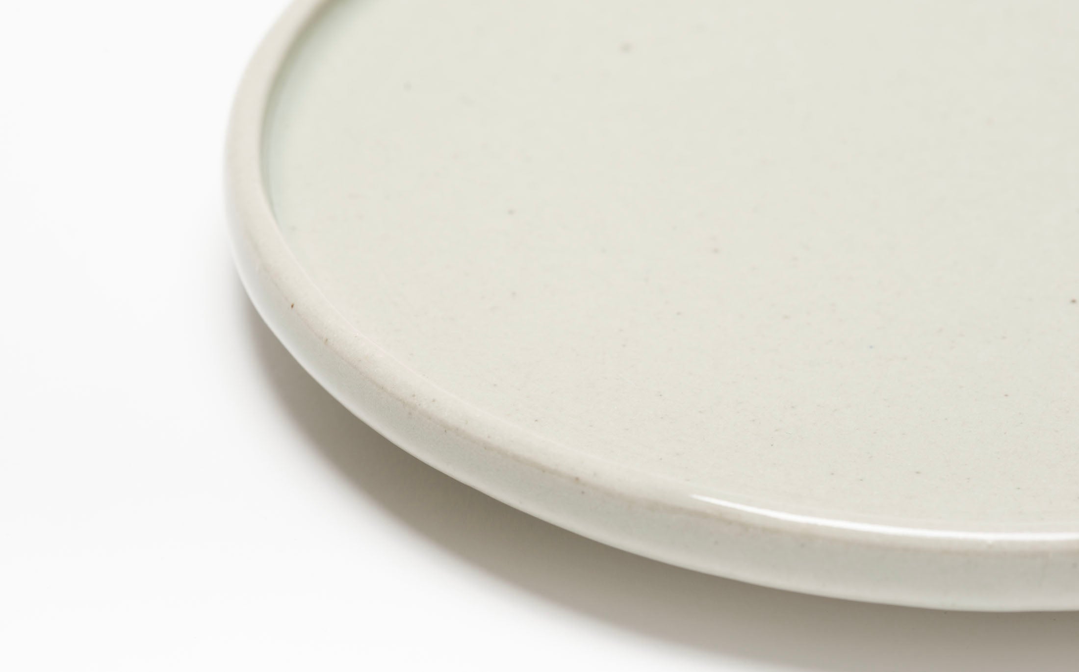 Hanamizuki - Ceramic Light Grey - Narrow Rim Plate