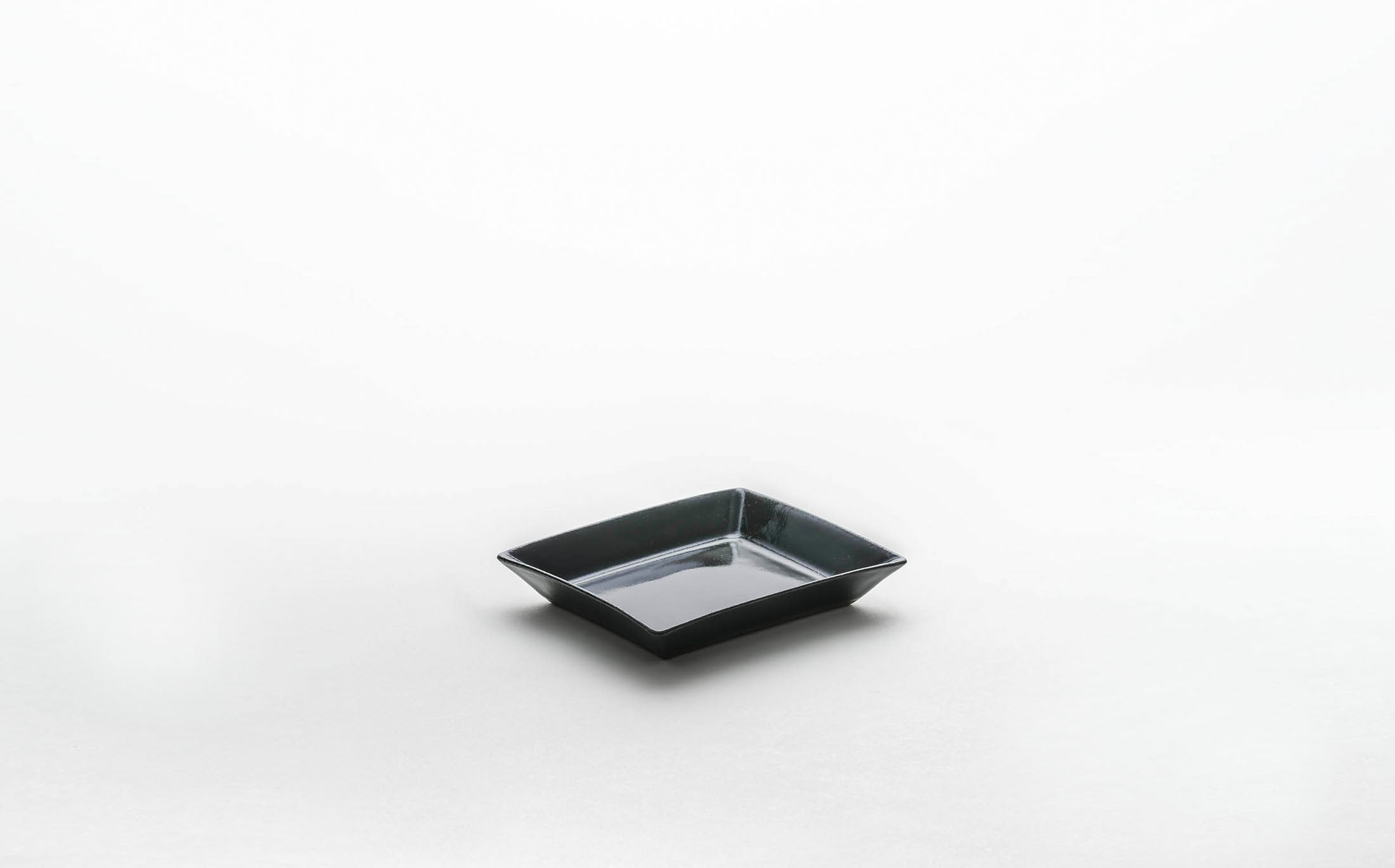 Hikari - Ceramic Black Zaffer - Rectangle Plate