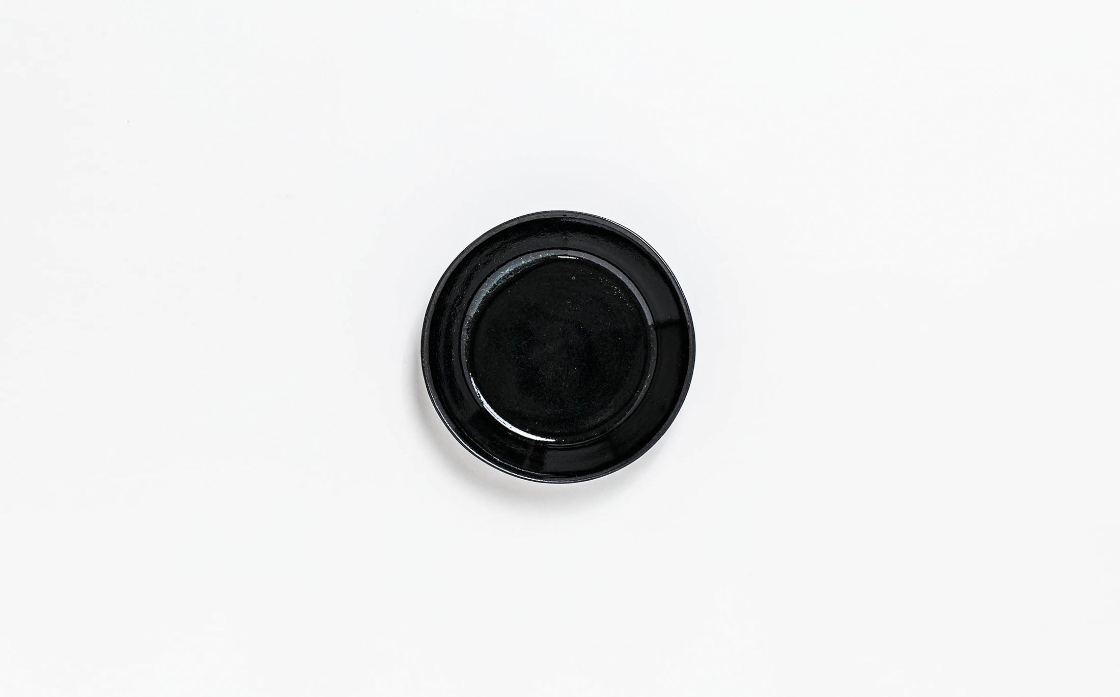 Hikari - Ceramic Black Zaffer - Round Plate