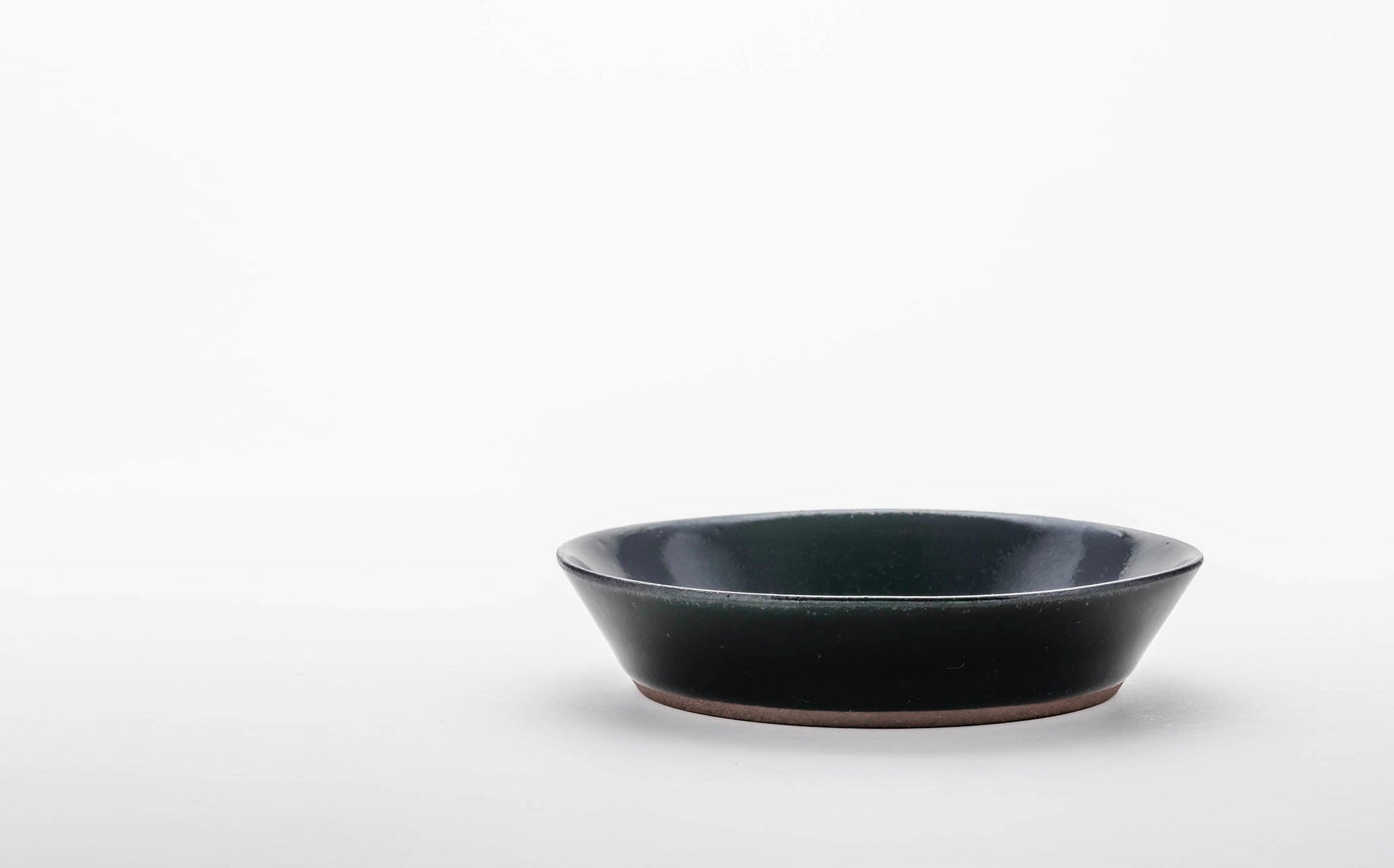 Hikari - Ceramic Black Zaffer - Round Plate