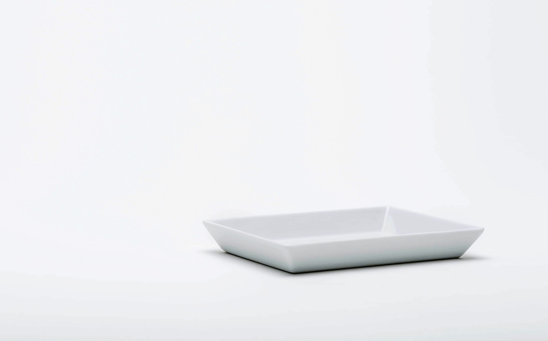 Hikari - Porcelain White - Rectangle Plate