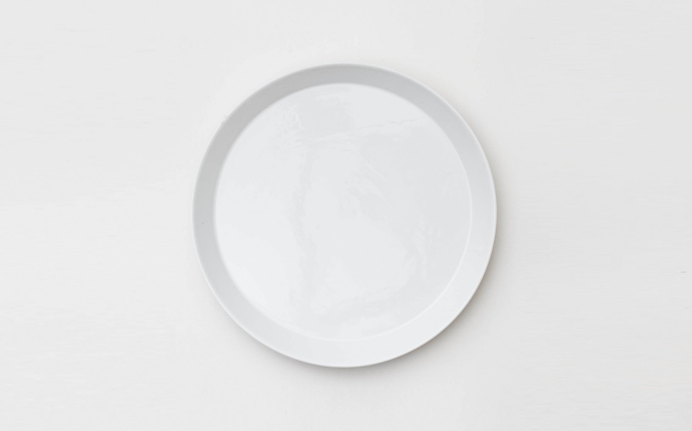 Hikari - Porcelain White - Round Plate