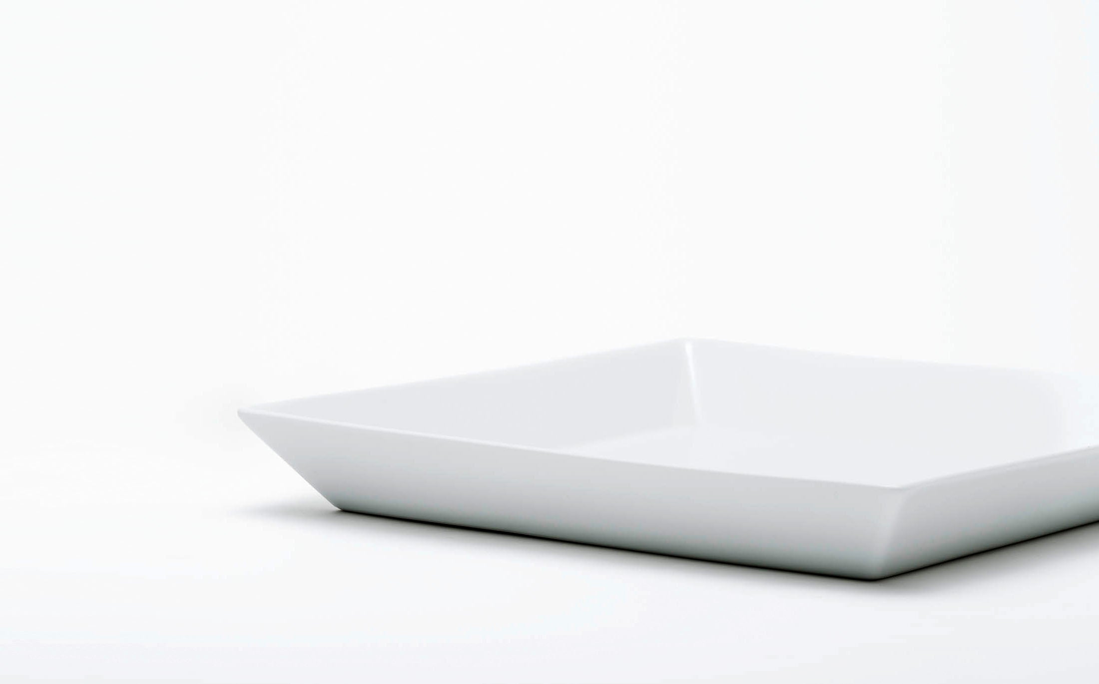 Hikari - Porcelain White - Square Plate