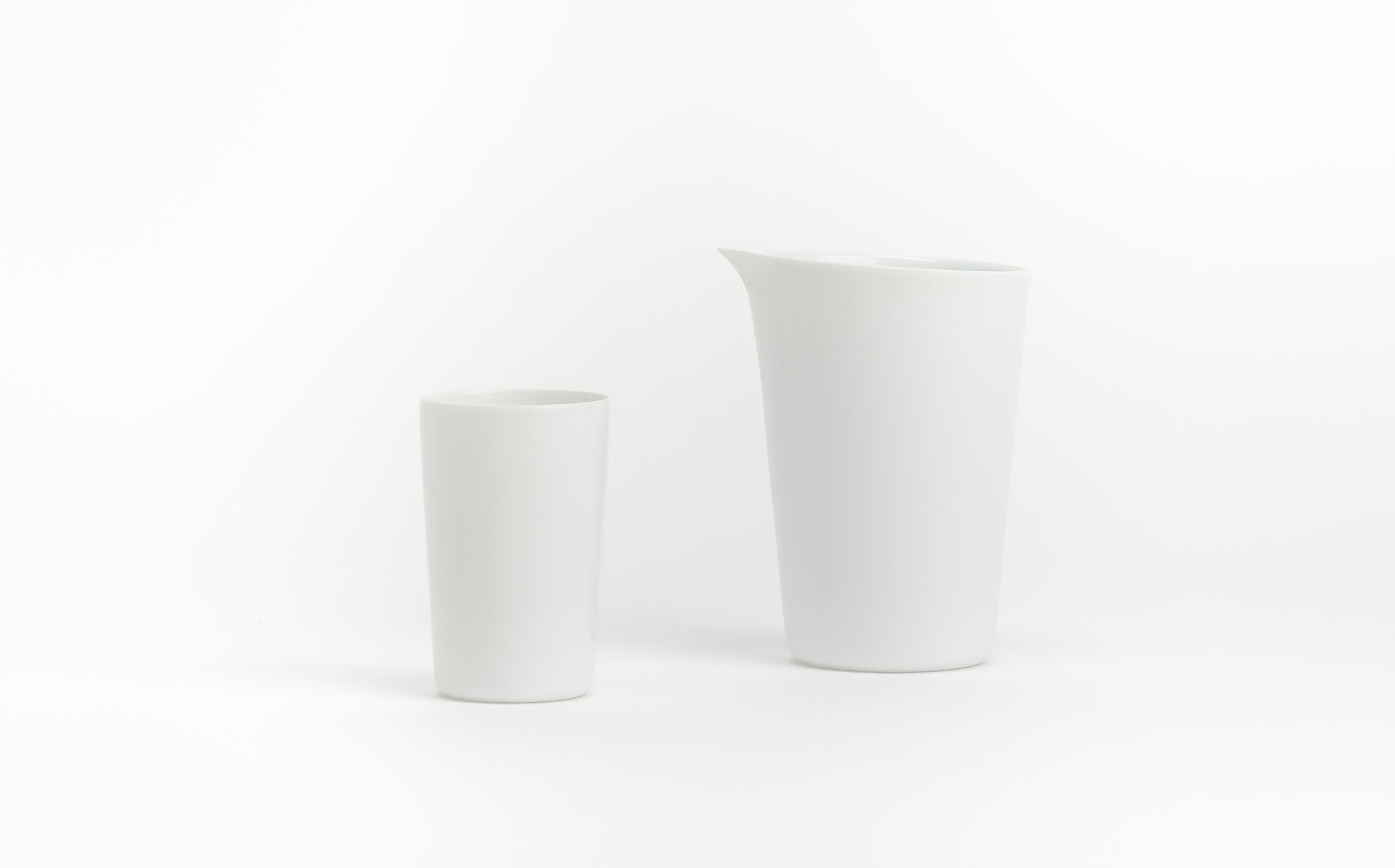 Hiya - Porcelain White - Sake Cup