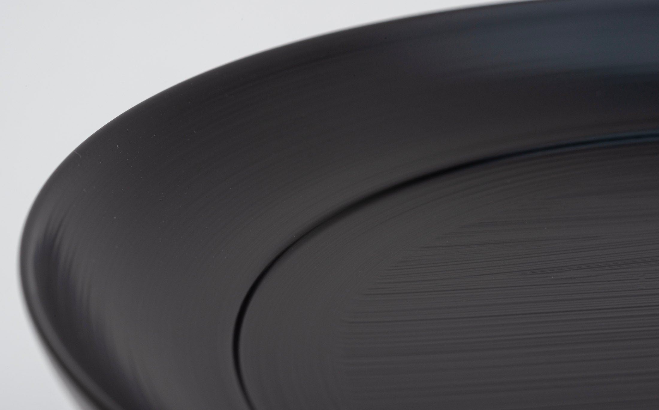Iwai - Japanese Lacquer Brush Mark Black - Compote