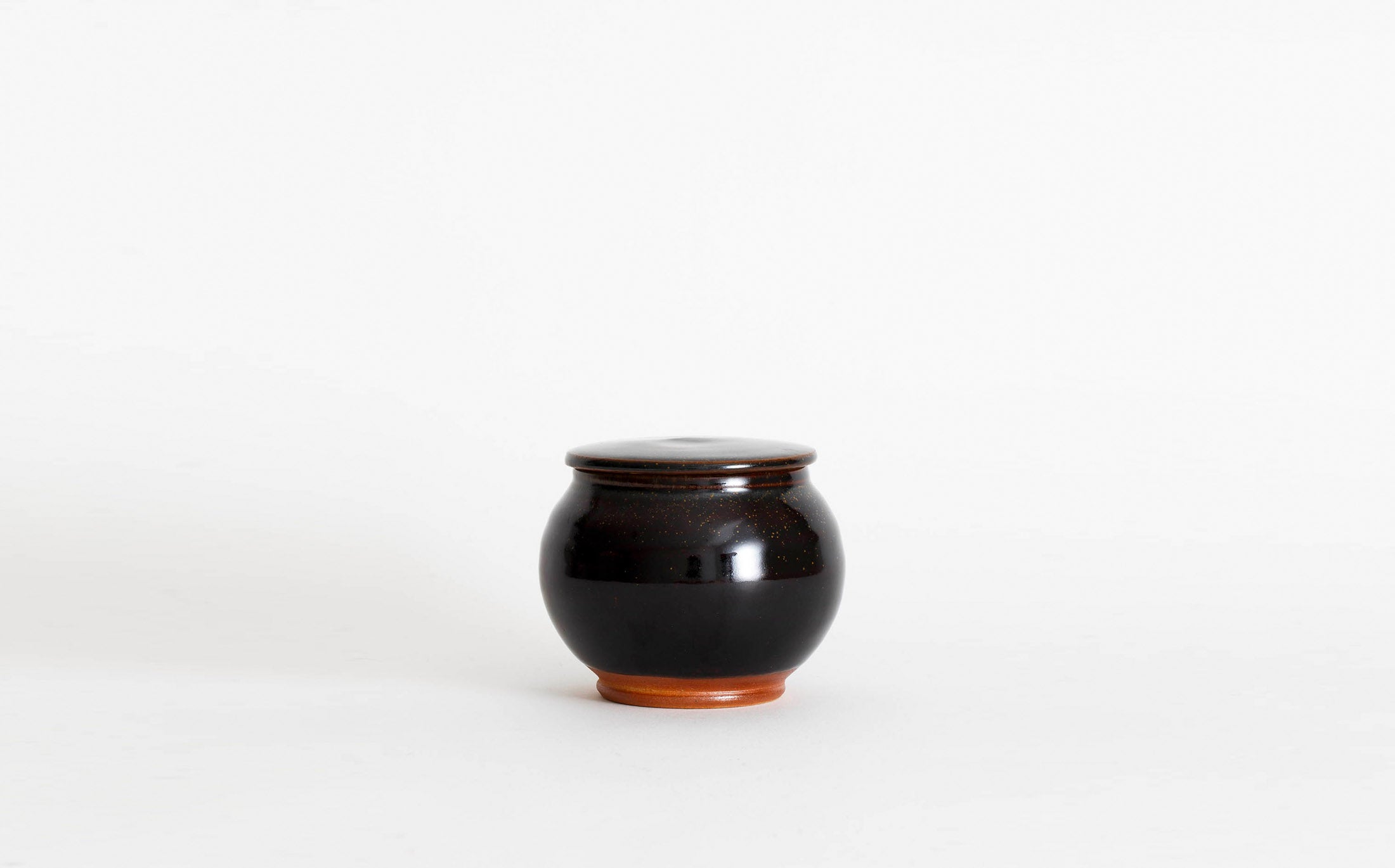 Iwami - Ceramic Black - Pot with Lid size3