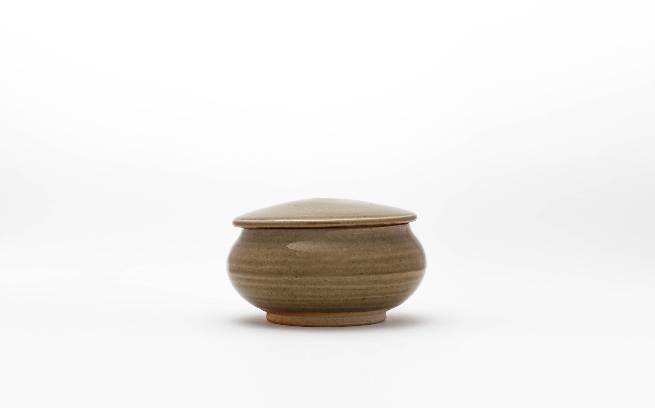 Iwami - Ceramic Green - Flat Pot with Lid size5