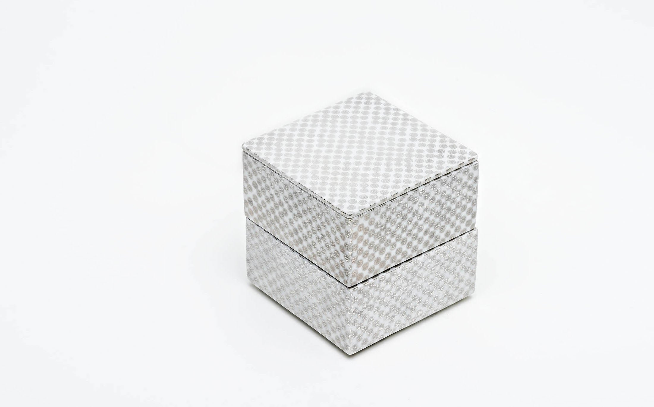 Ju-bako - Porcelain Ichigo Silver S #Size_square s