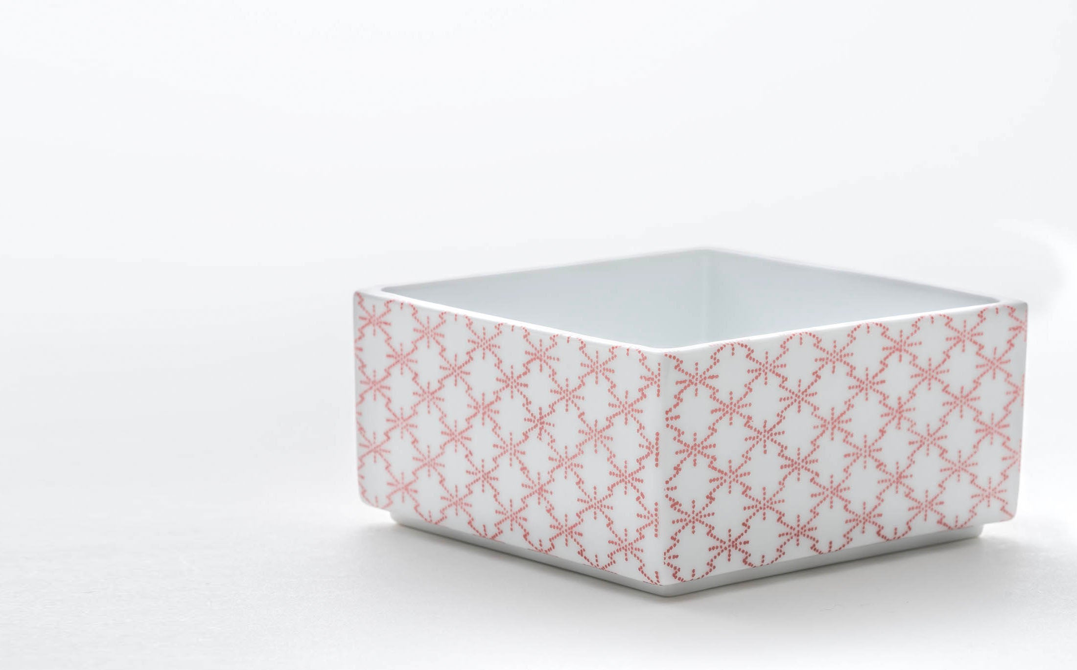 Ju-bako - Porcelain Tsunomatsukawabishi Red S #Size_square s