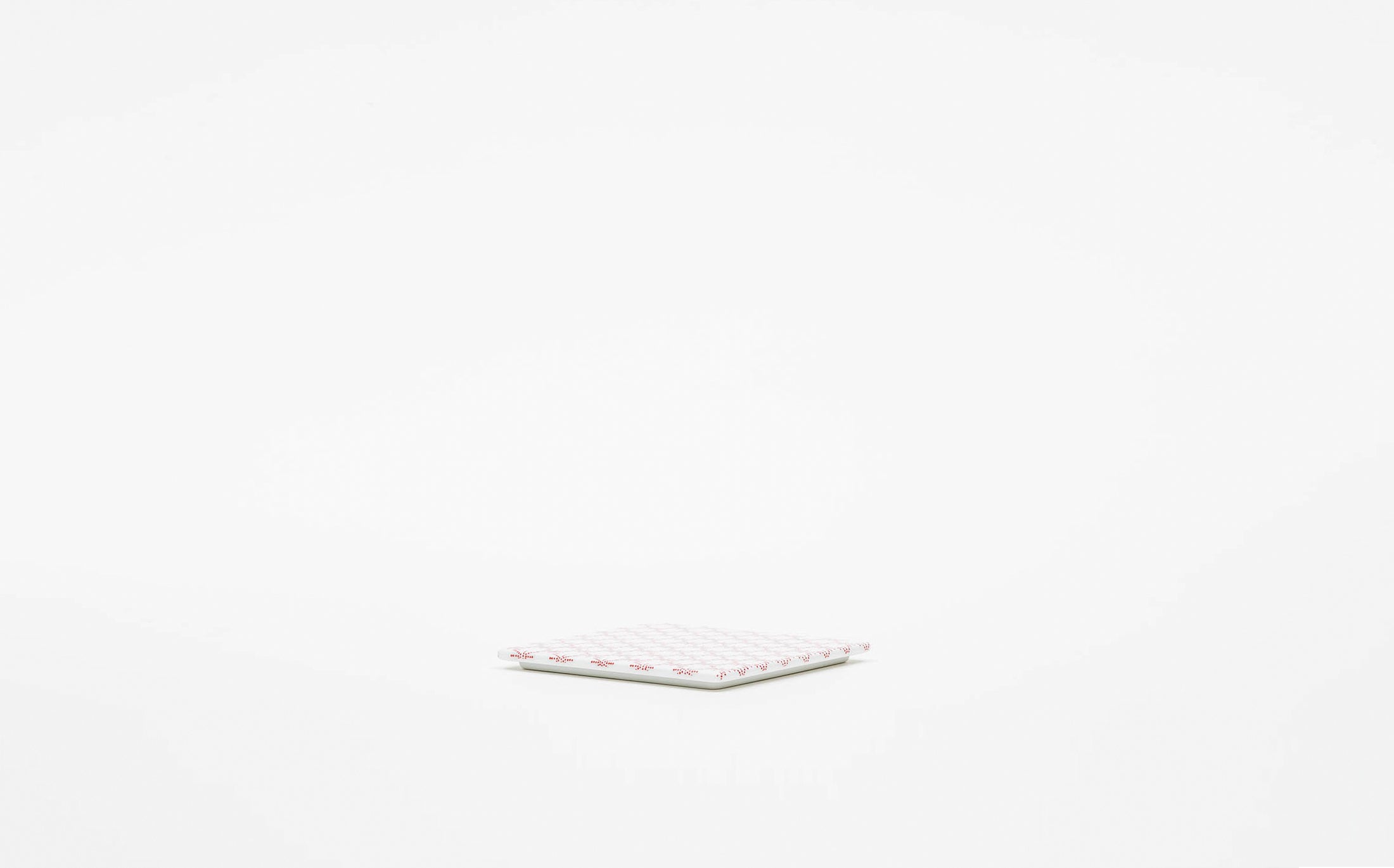 Ju-bako - Porcelain Tsunomatsukawabishi Red S #Size_square s