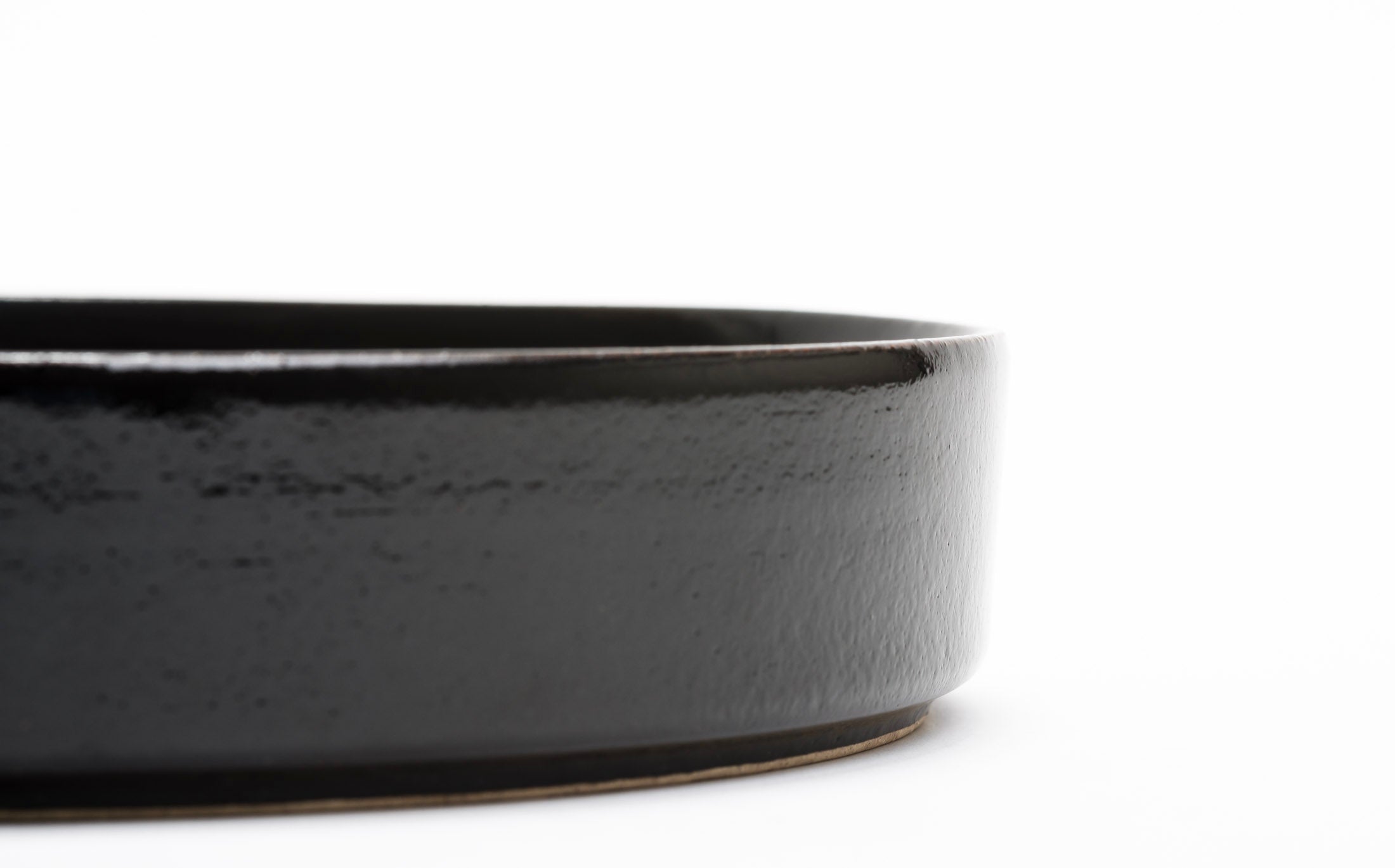 Kafka - Ceramic Black - Round Deep Plate