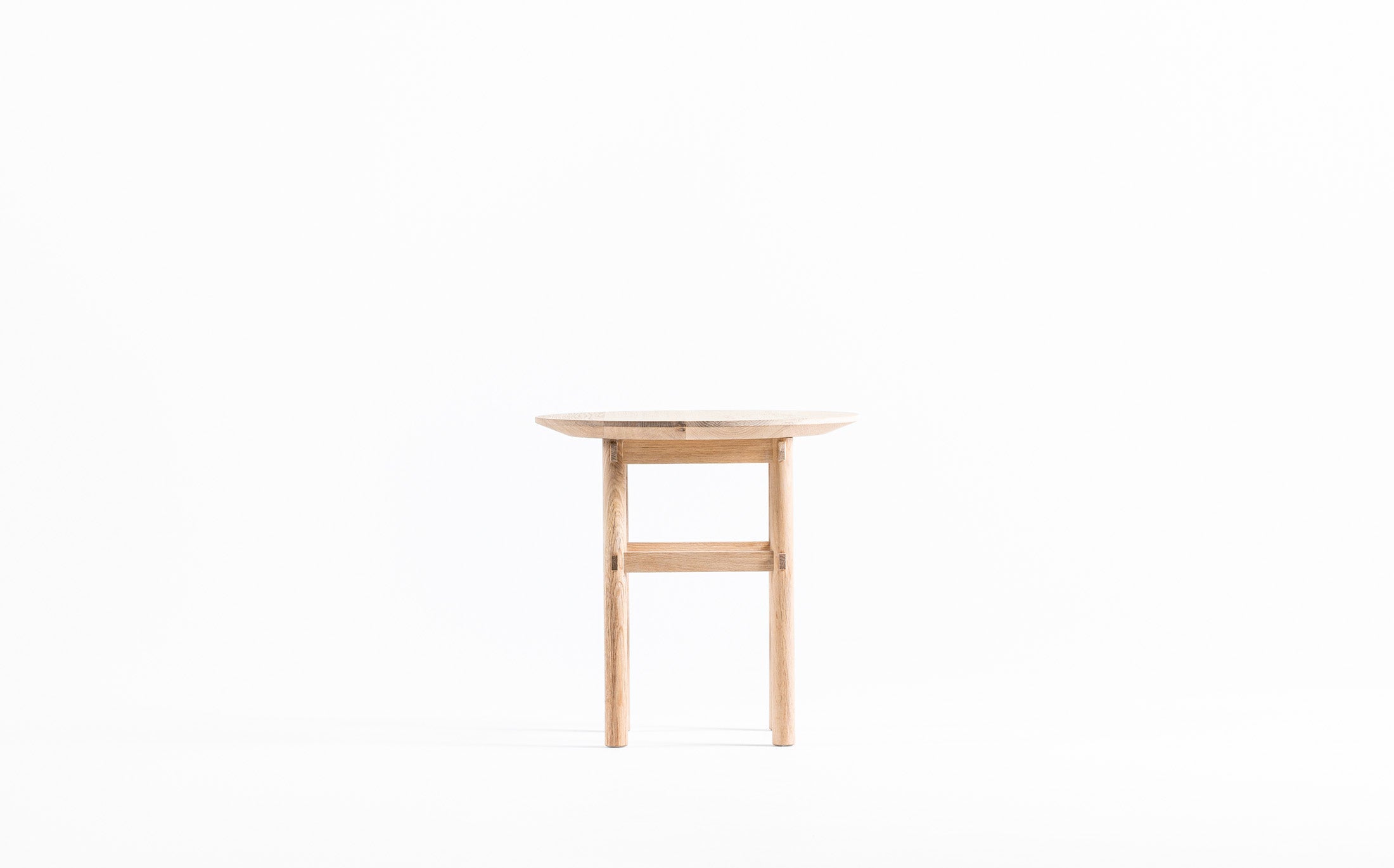 Shrine low table - circle 01