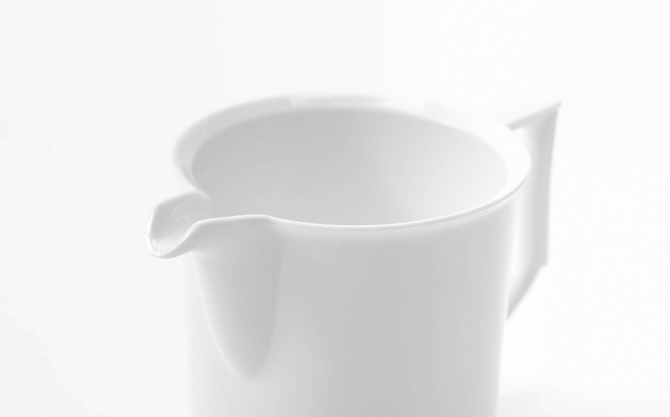 Tamaki - Porcelain White - Milk Pitcher