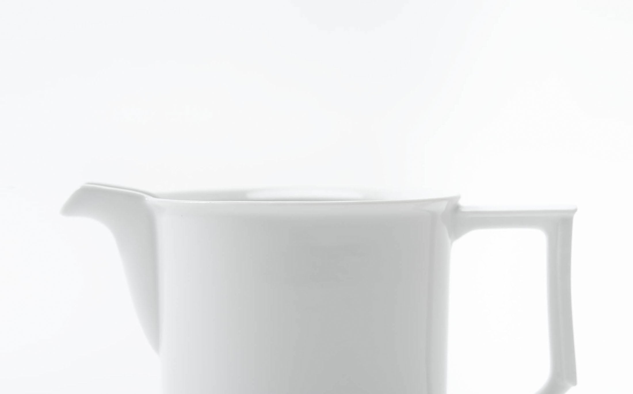 Tamaki - Porcelain White - Milk Pitcher