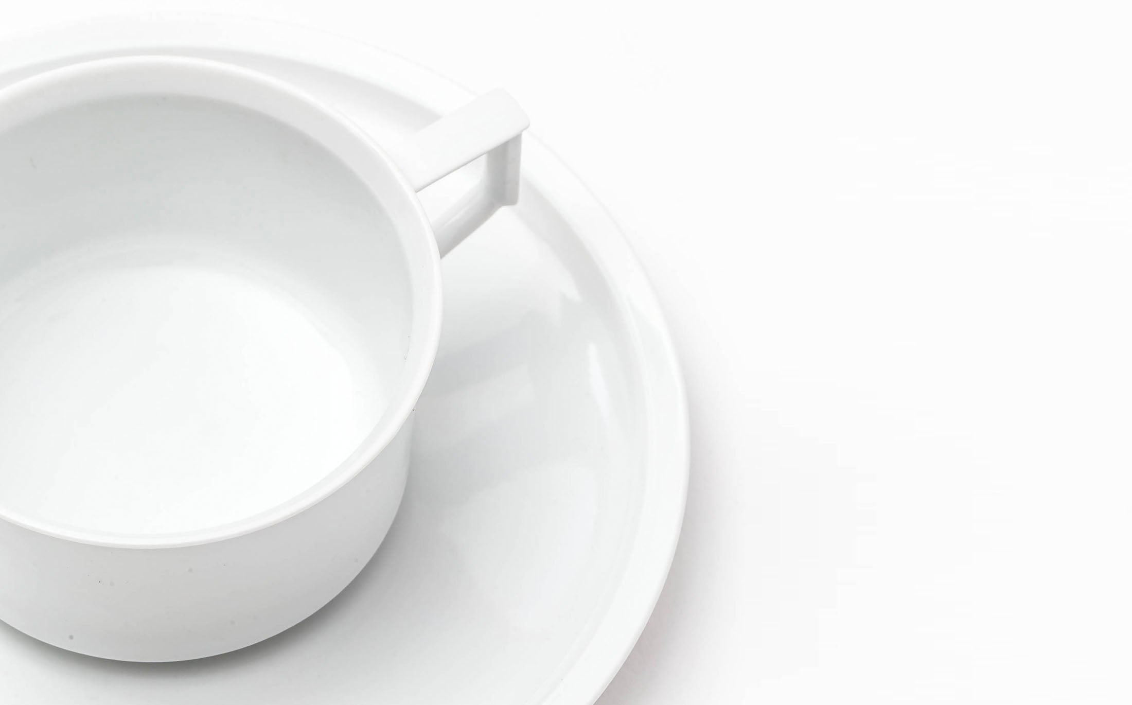 Tamaki - Porcelain White - Tea Cup and Saucer