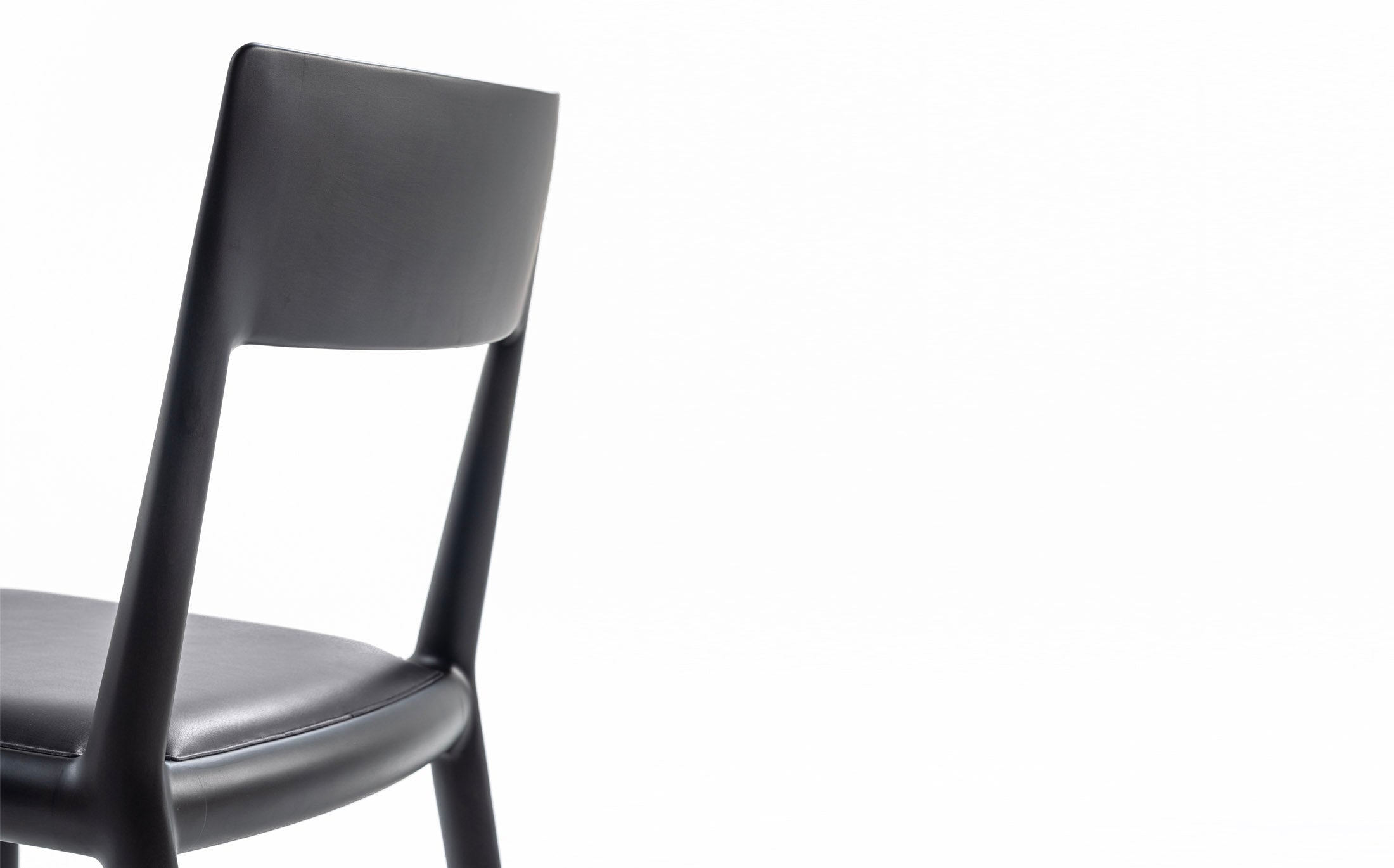 The curving chair