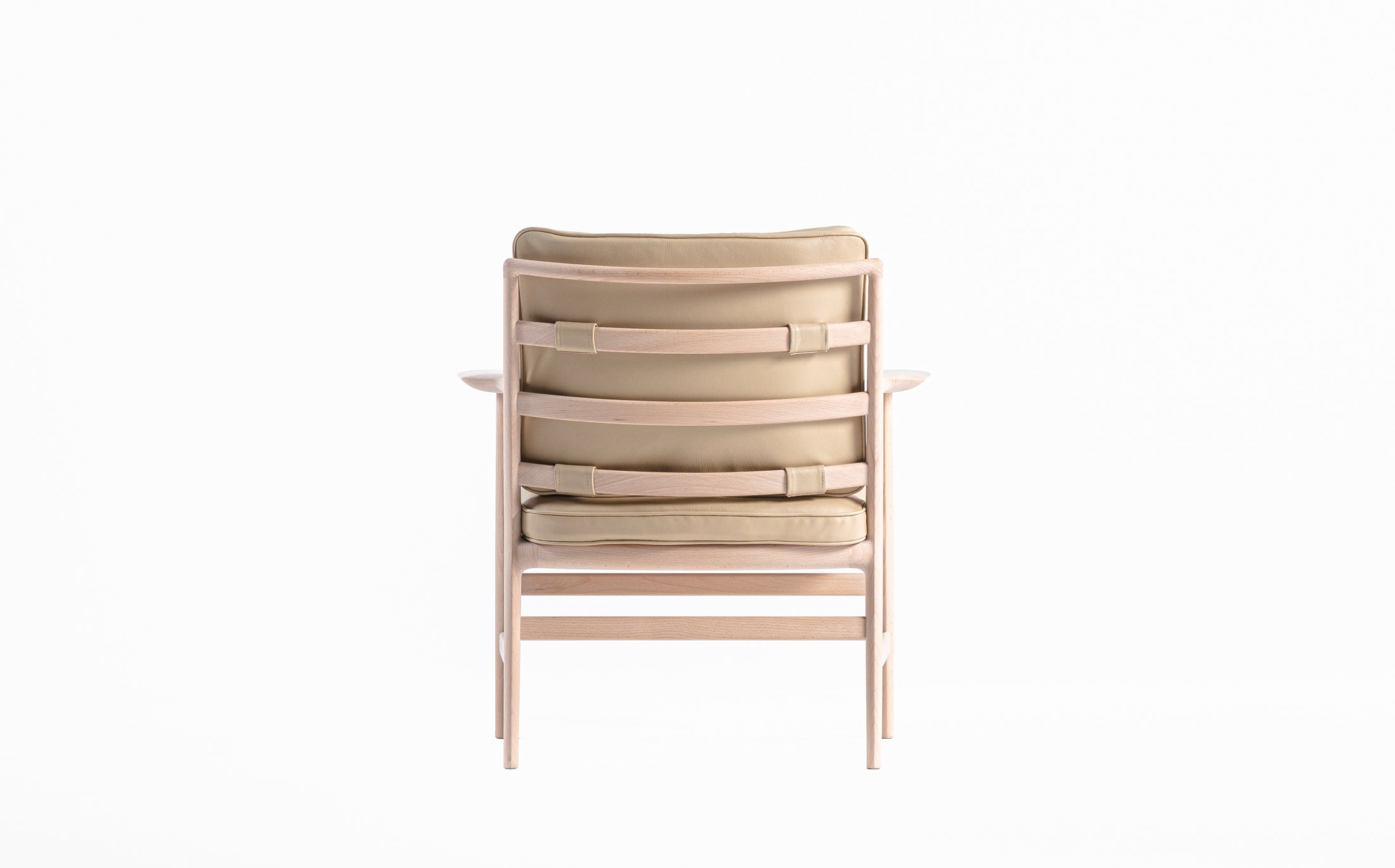 The sensual ladder back lounge arm
