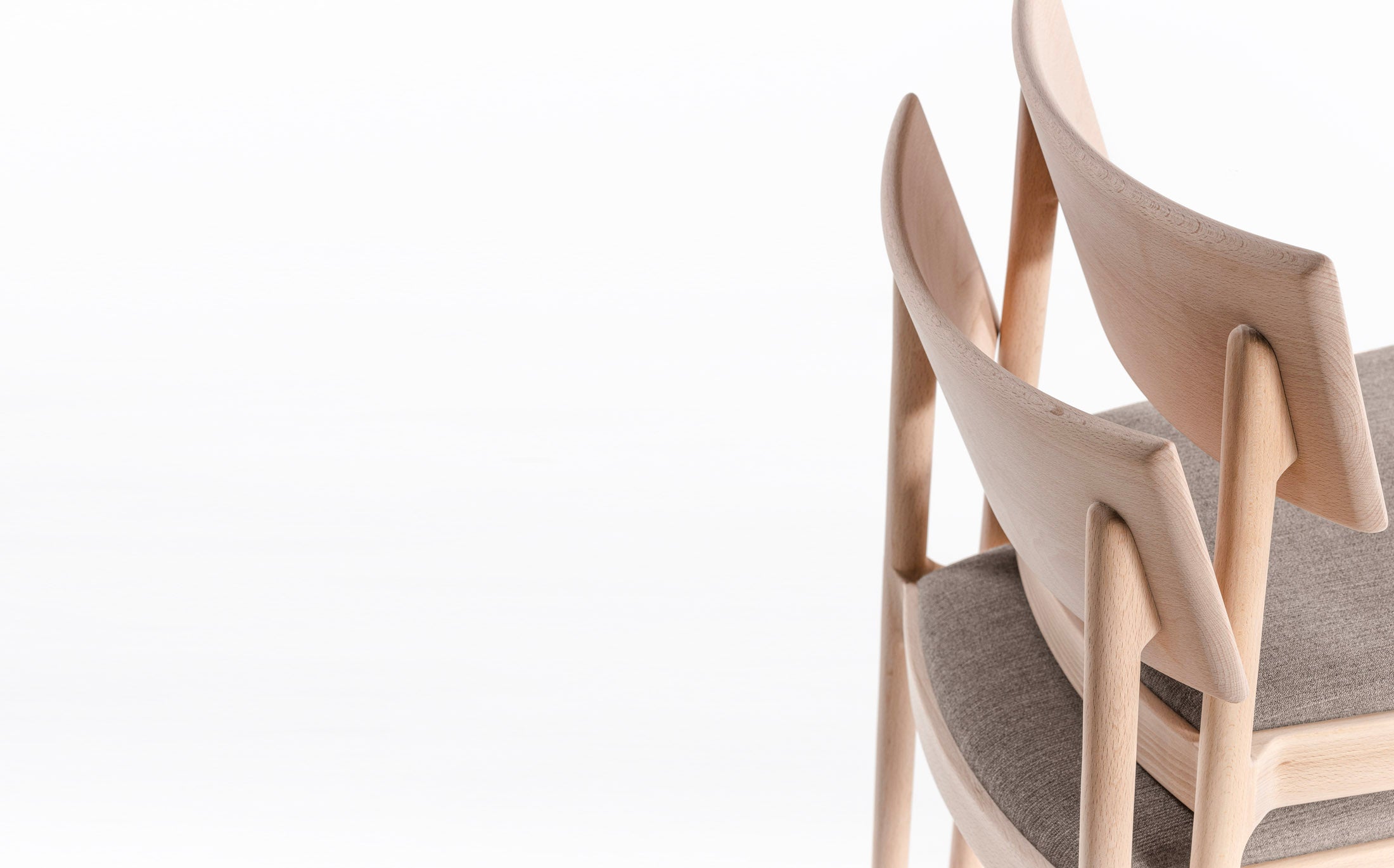 The stacking light chair