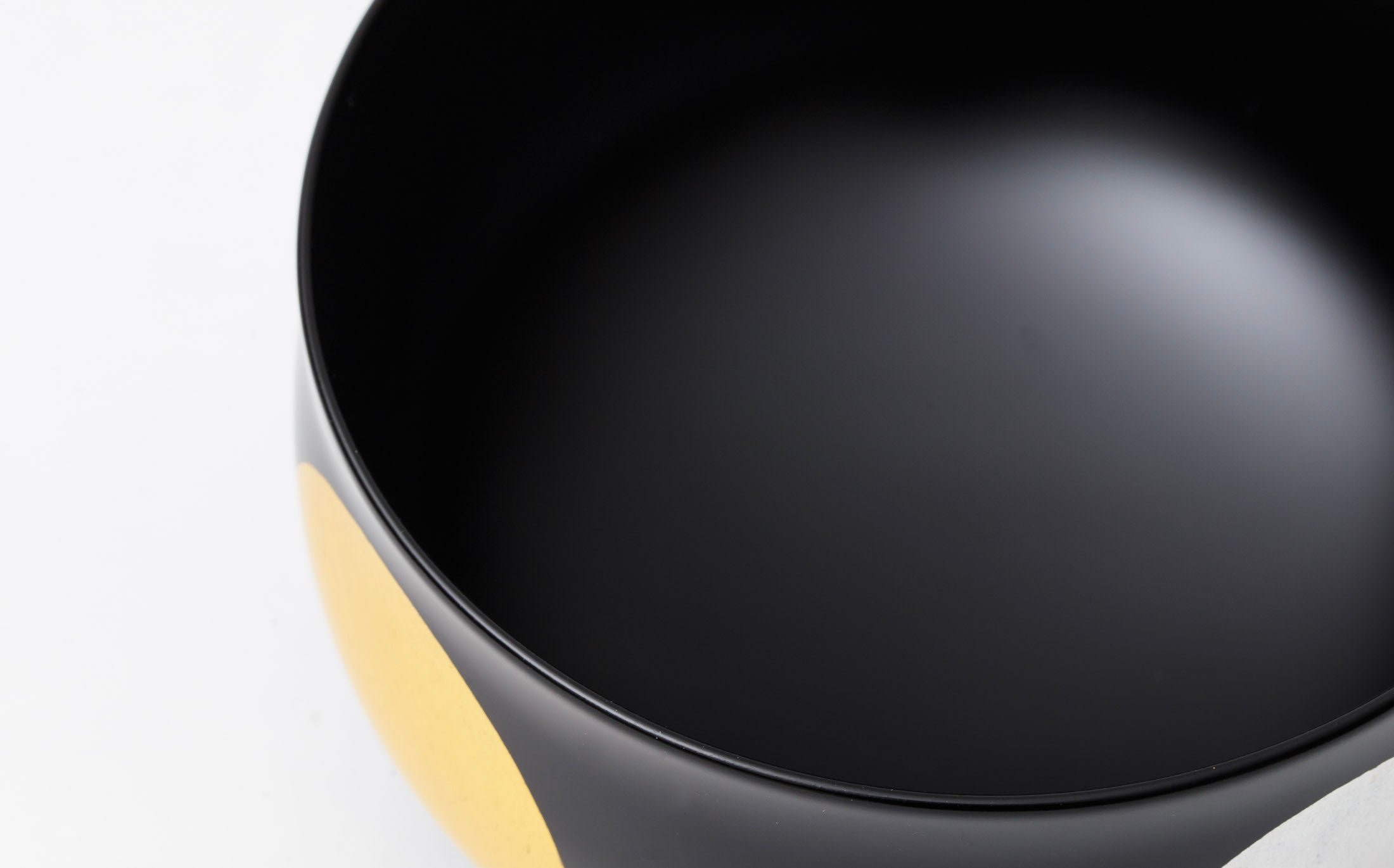 Tsubaki - Japanese Lacquer Black - Bowl "Nichigetsu-Hazori"