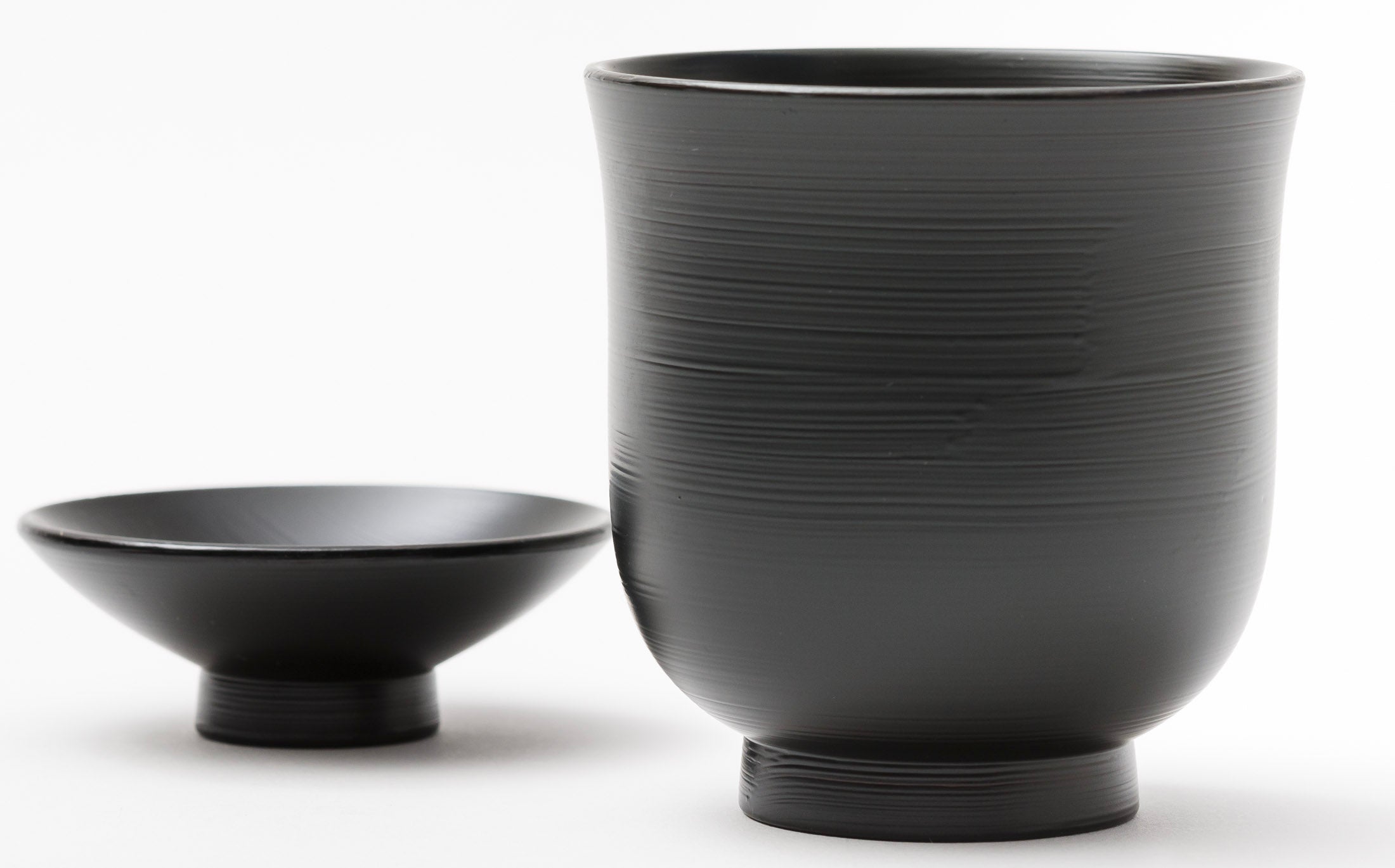 Tsubaki - Japanese Lacquer Brush Mark Black - Bowl with Lid Tall