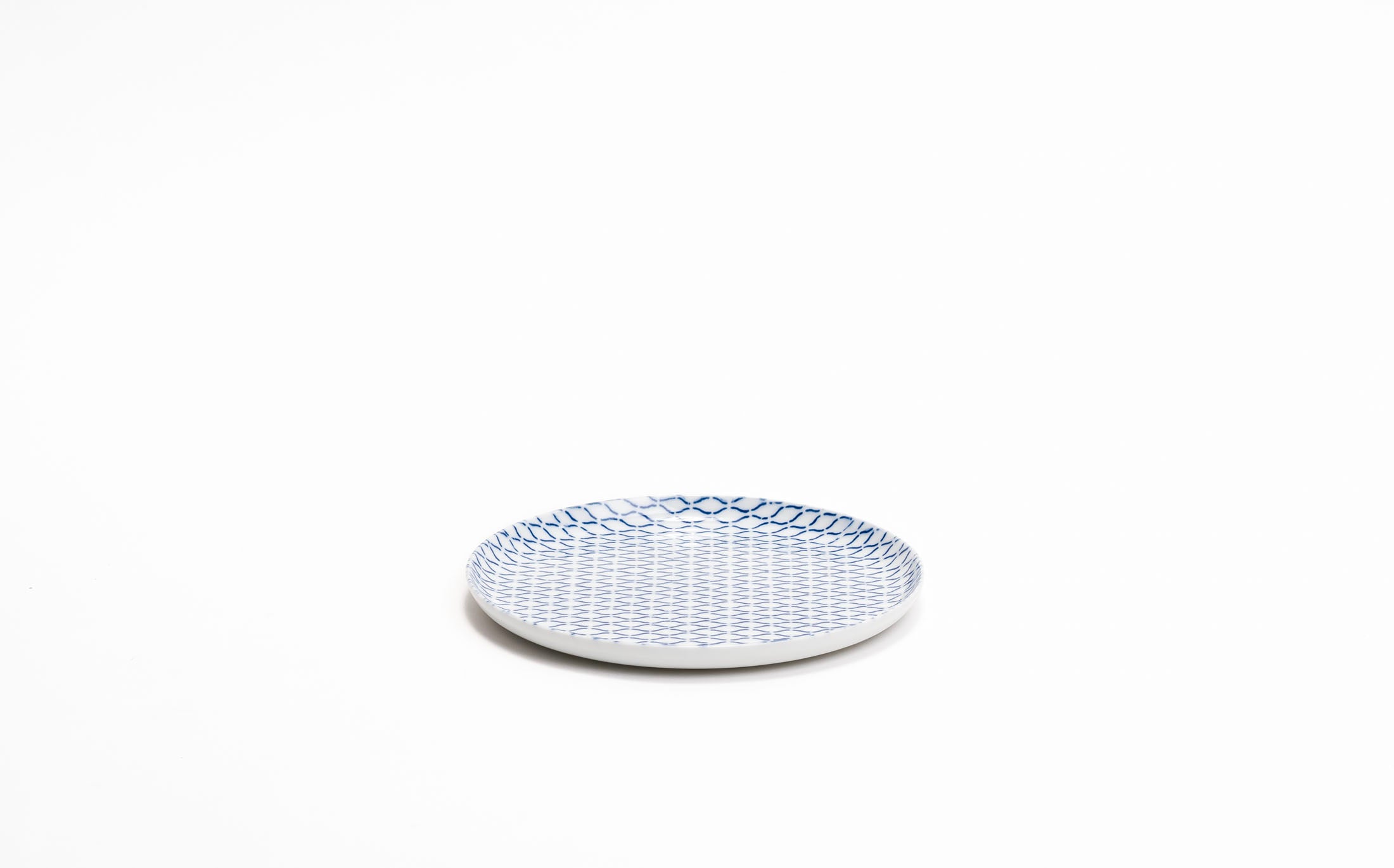 Yamabuki - Porcelain Net Blue - Round Plate
