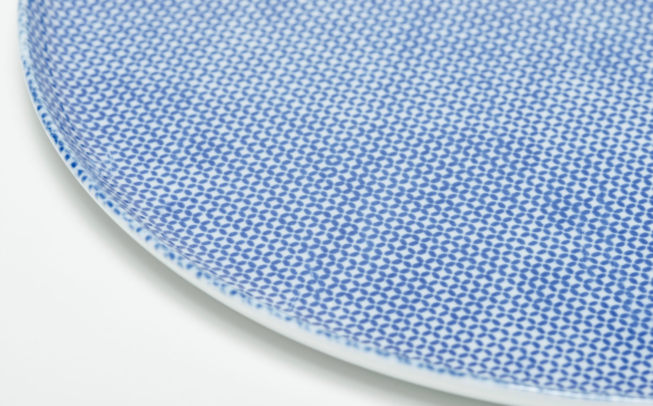Yamabuki - Porcelain Gokushippo Blue - Oval Plate