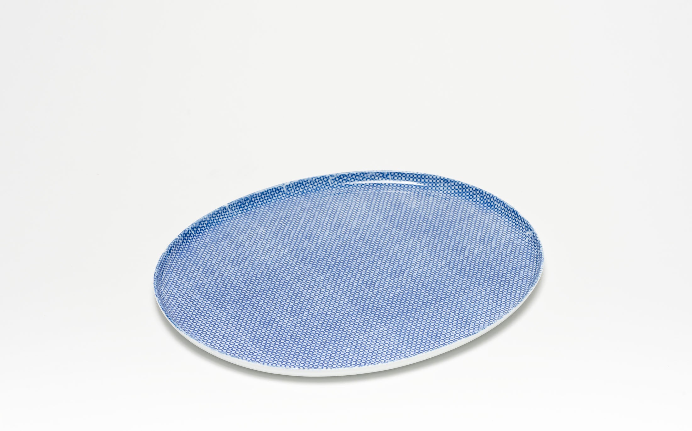 Yamabuki - Porcelain Gokushippo Blue - Oval Plate