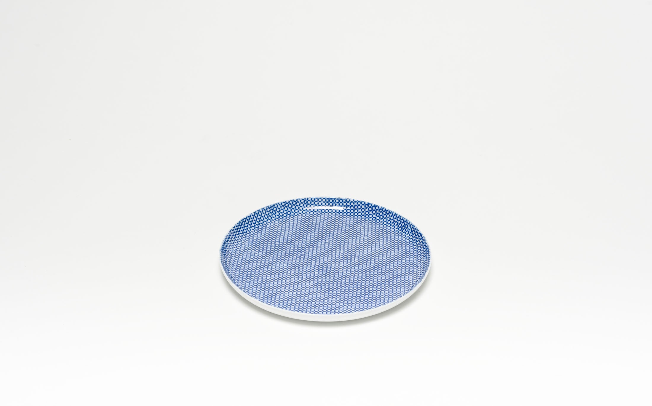 Yamabuki - Porcelain Gokushippo Blue - Round Plate