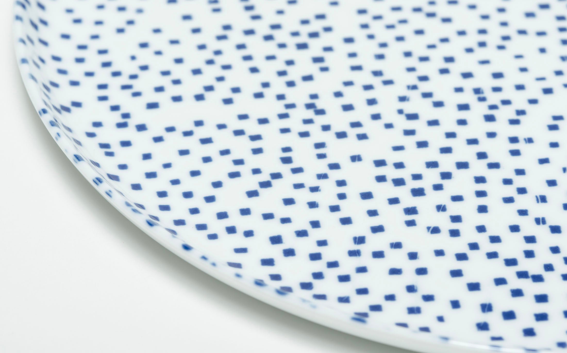 Yamabuki - Porcelain Square Blue - Round Plate
