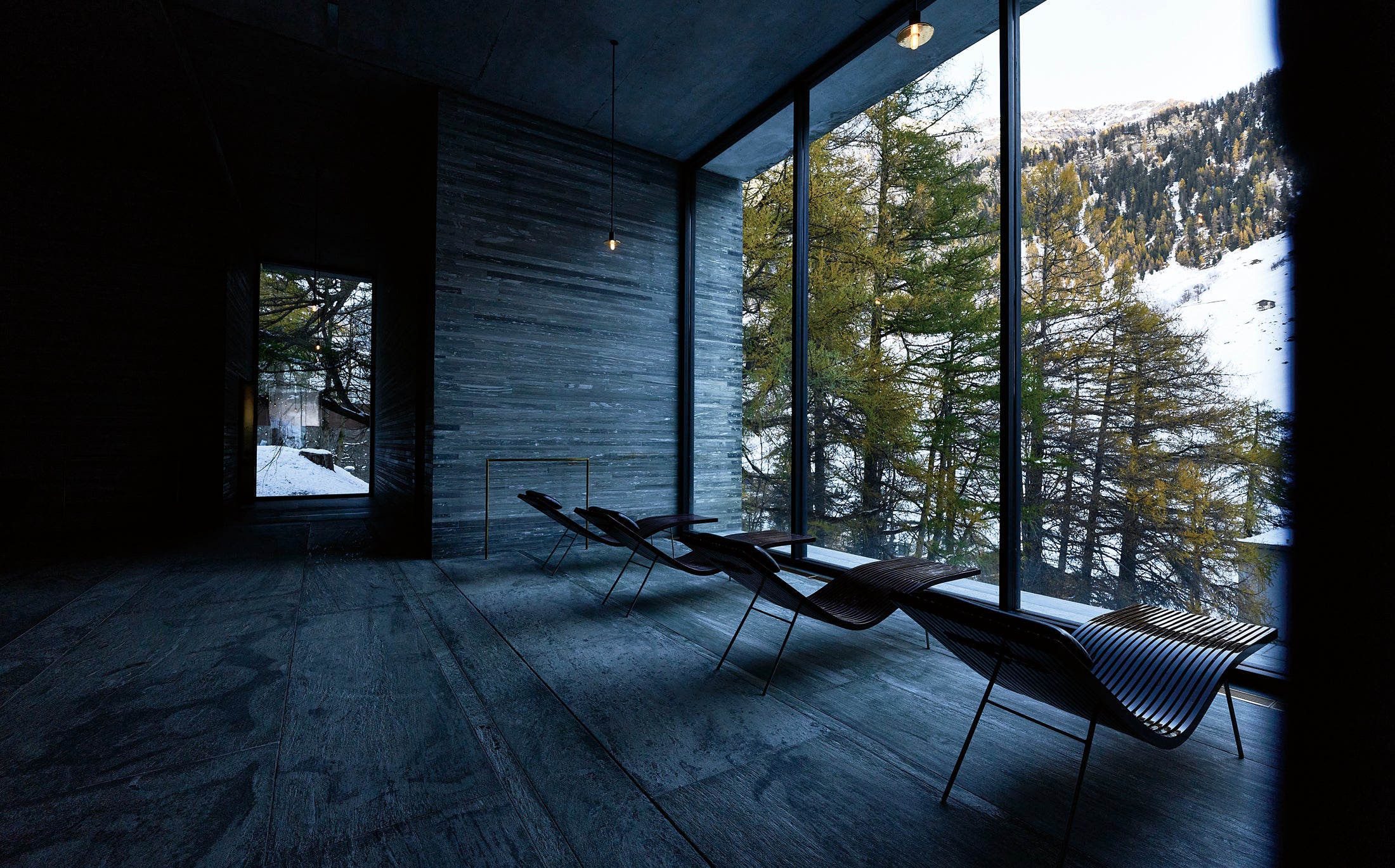 BY DESIGNERS/ARCHITECTS