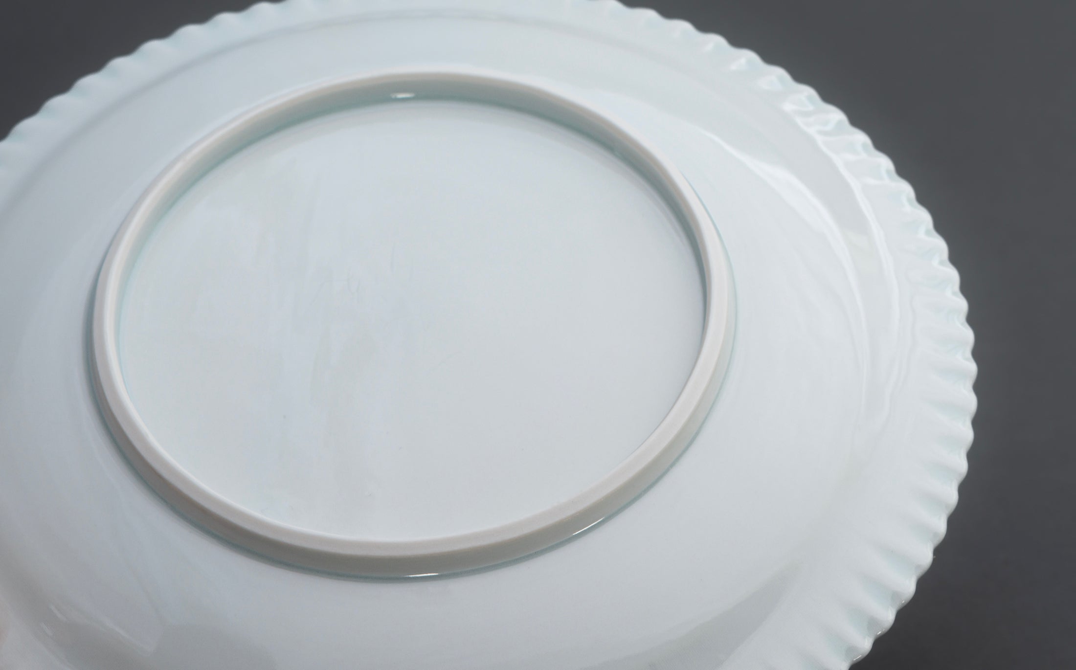 Katsutoshi Mizuno - Porcelain White - Plate 090
