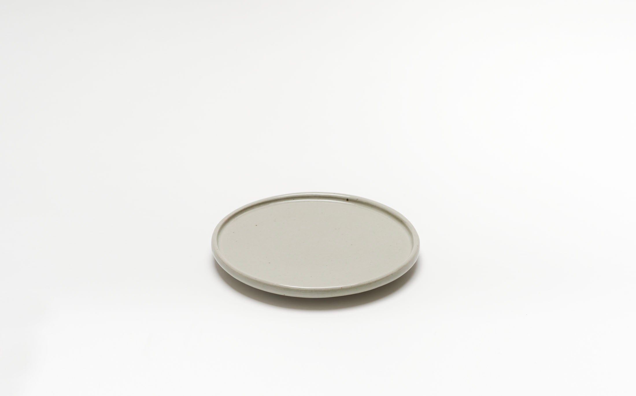 Hanamizuki - Ceramic Light Grey - Narrow Rim Plate S
