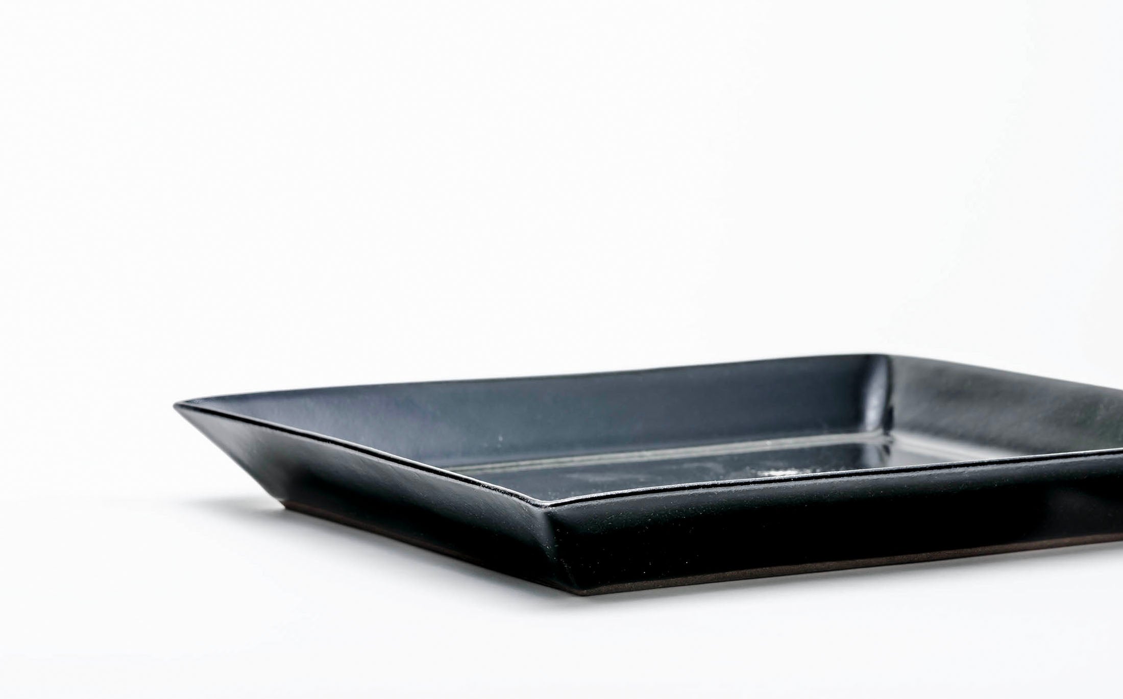 Hikari - Ceramic Black Zaffer - Rectangle Plate
