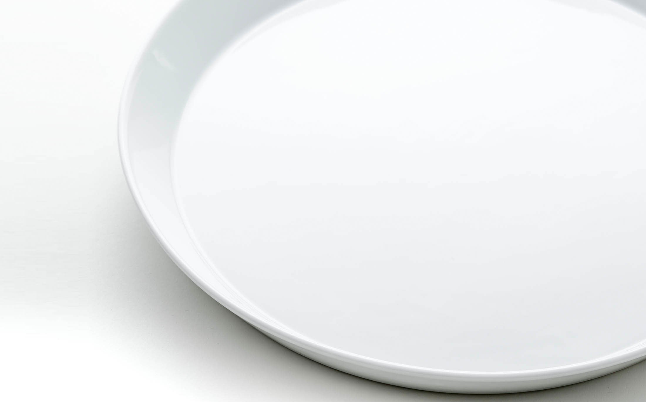 Hikari - Porcelain White - Round Plate