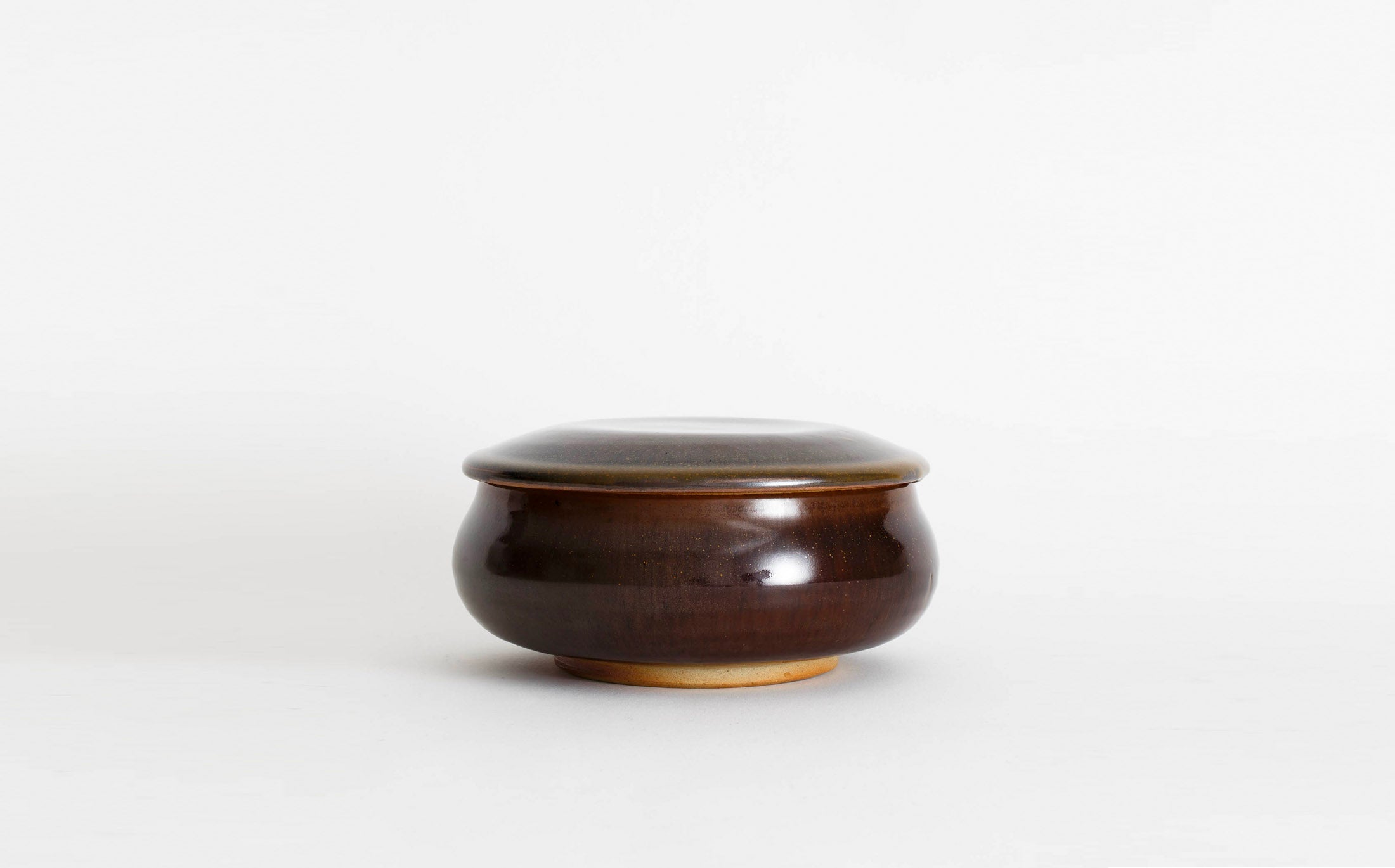 Iwami - Ceramic Black - Flat Pot with Lid size6