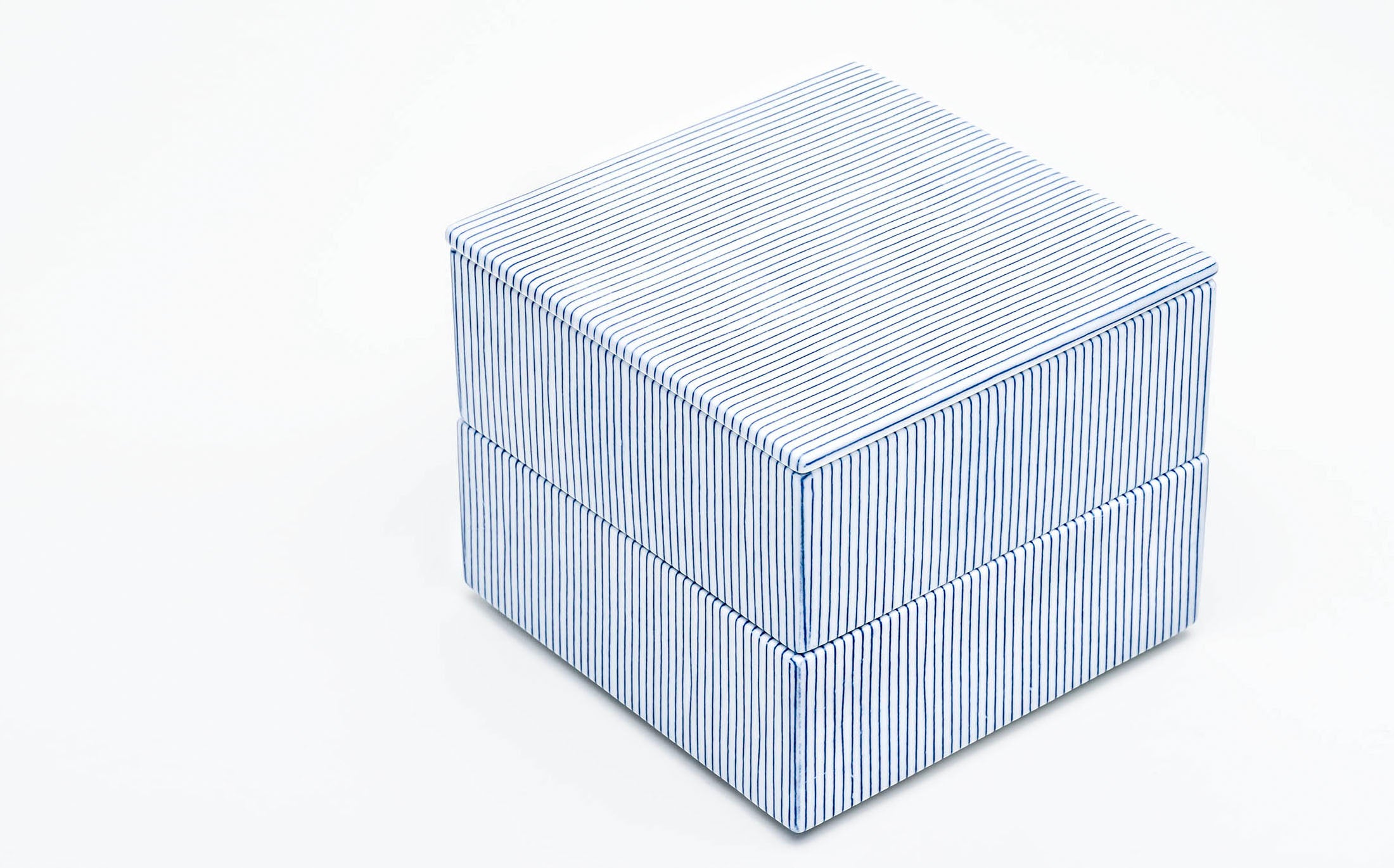Ju-bako - Porcelain Stripe Blue M #Size_square m