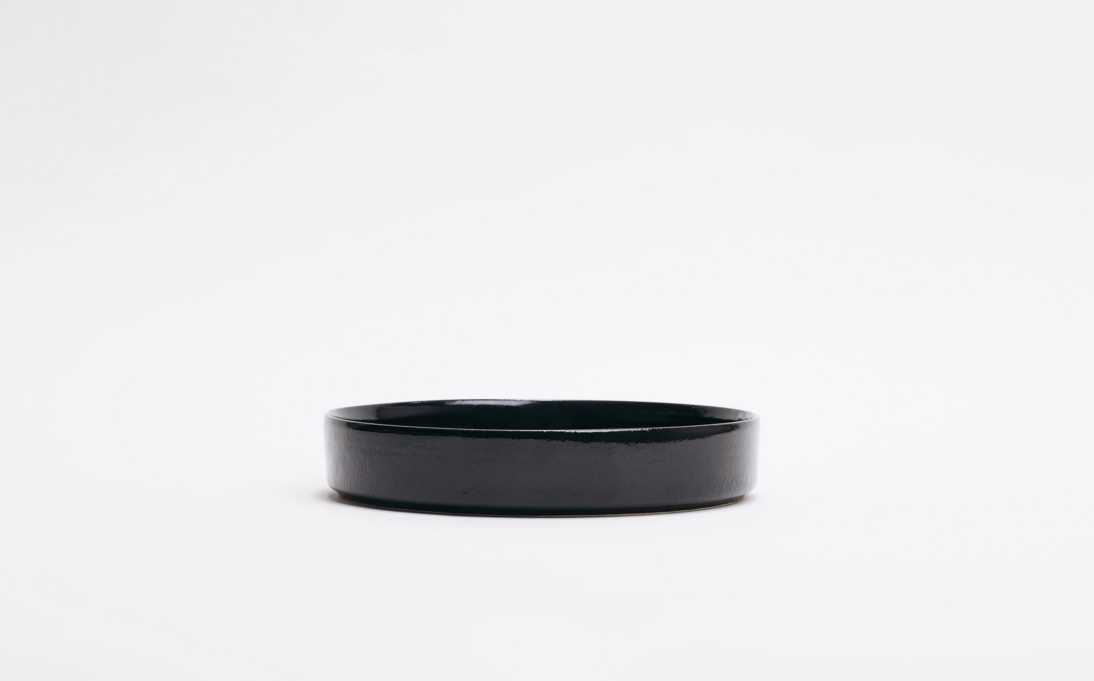 Kafka - Ceramic Black - Round Deep Plate