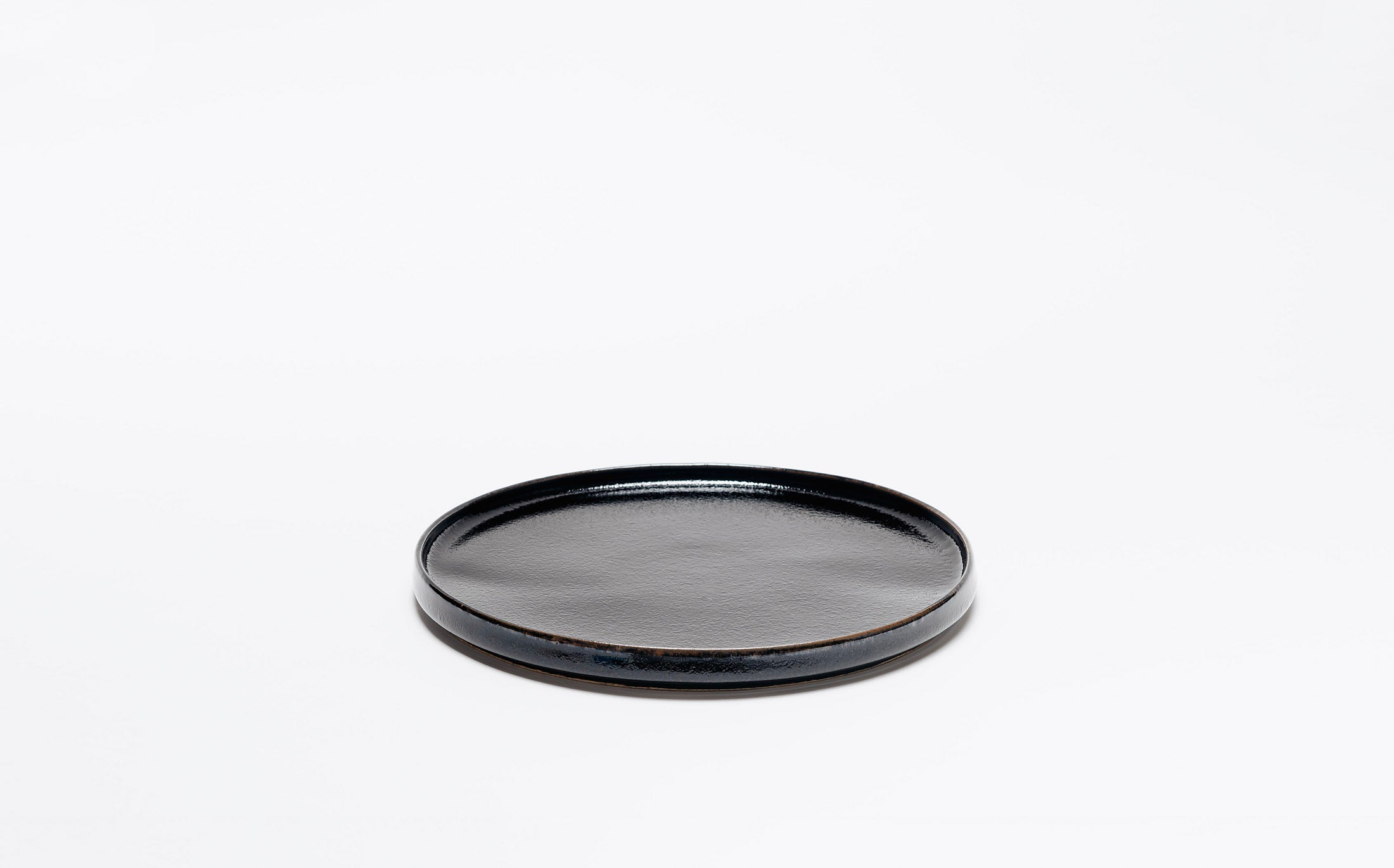 Kafka - Ceramic Black - Round Plate M