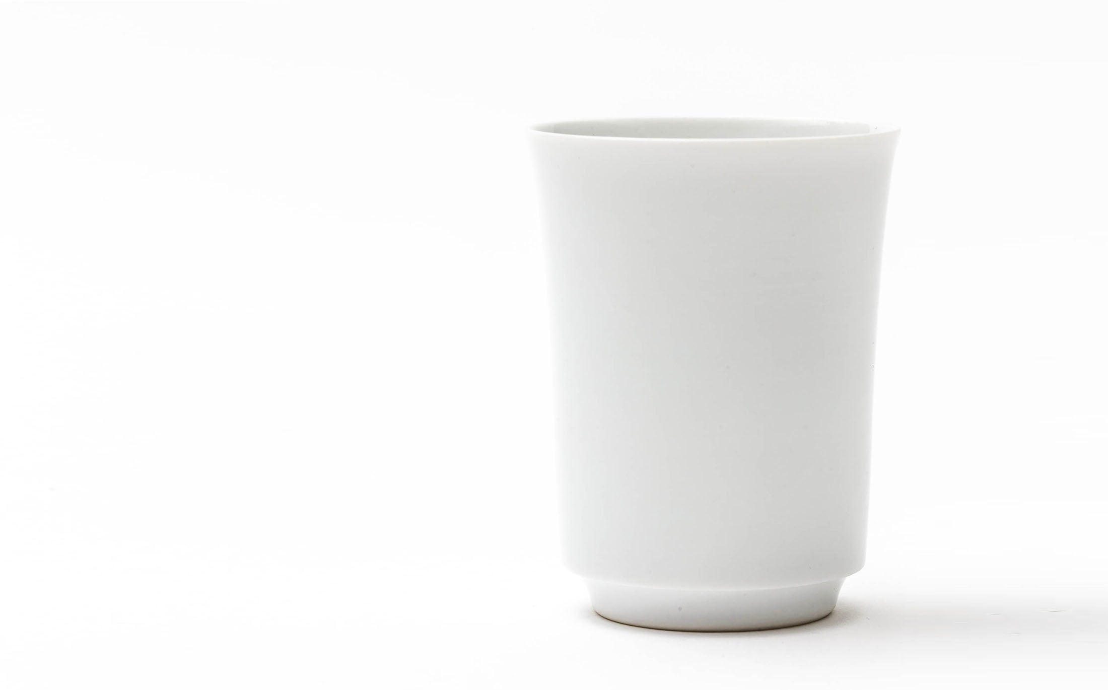 Kaoru - Porcelain White - Green Tea Cup