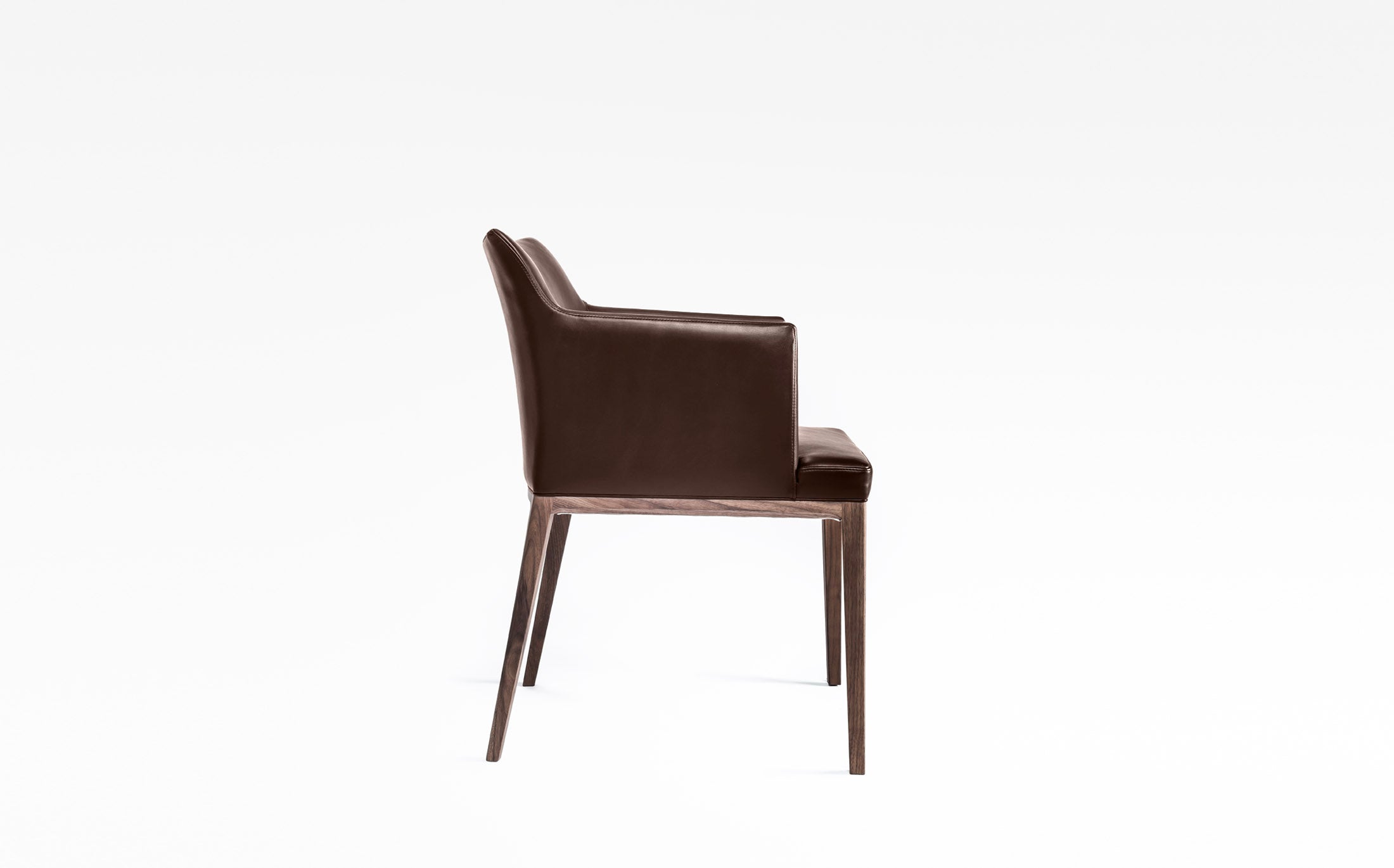 leon seamless half armchair