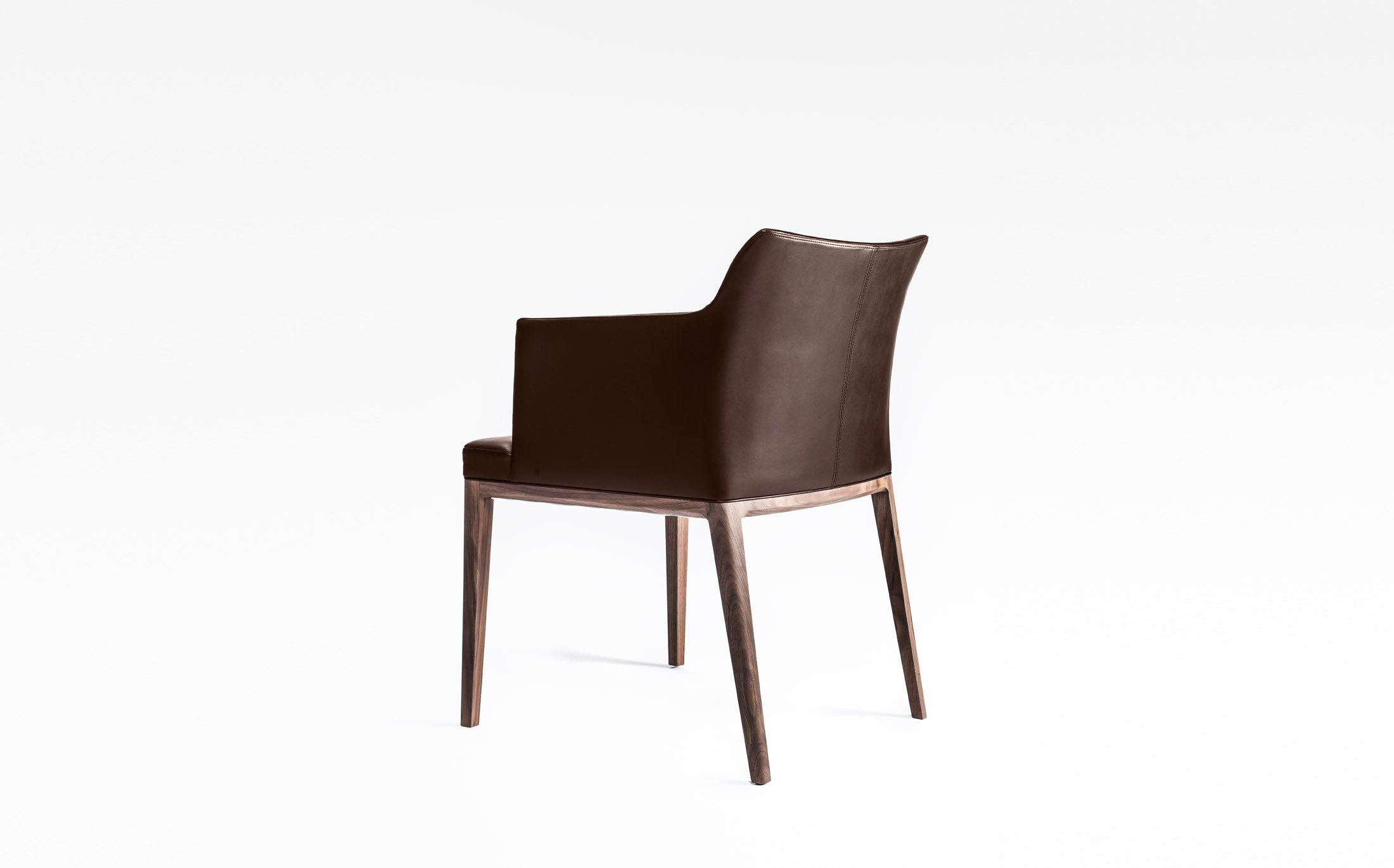 leon seamless half armchair